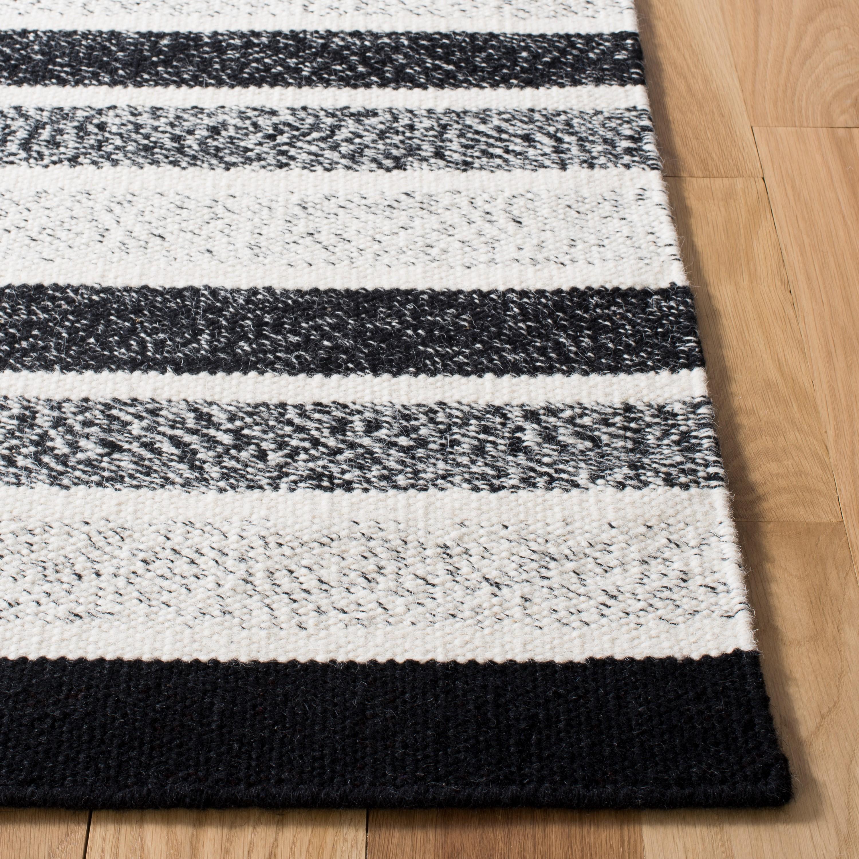 Kilim KLM151 Hand Woven Runner Rug - Black/Ivory - 2'3"x9' - Safavieh.