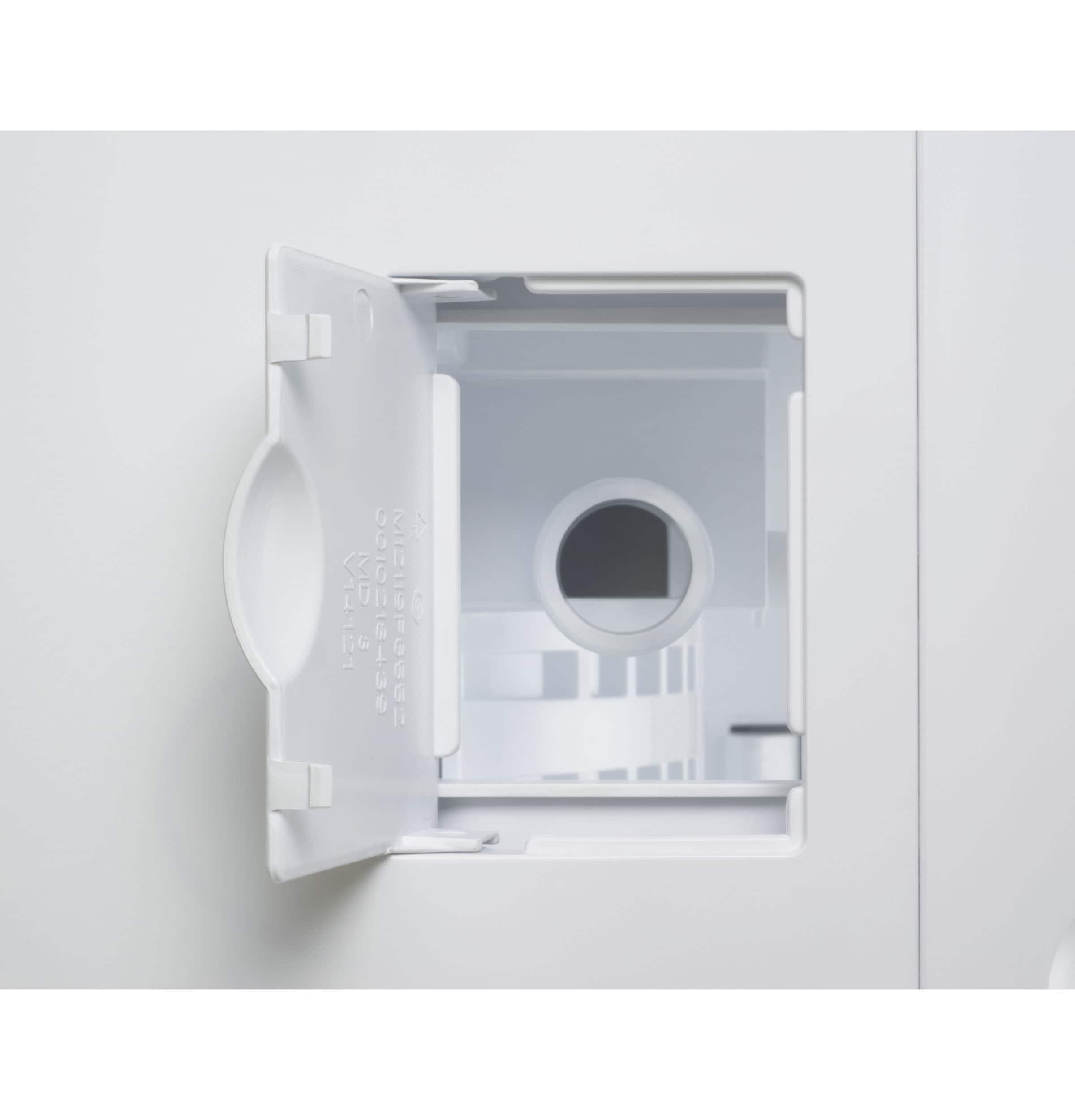 Restored Haier QDHR20LZ Energy Star 20 Pint Dehumidifier with digital controls (Refurbished)
