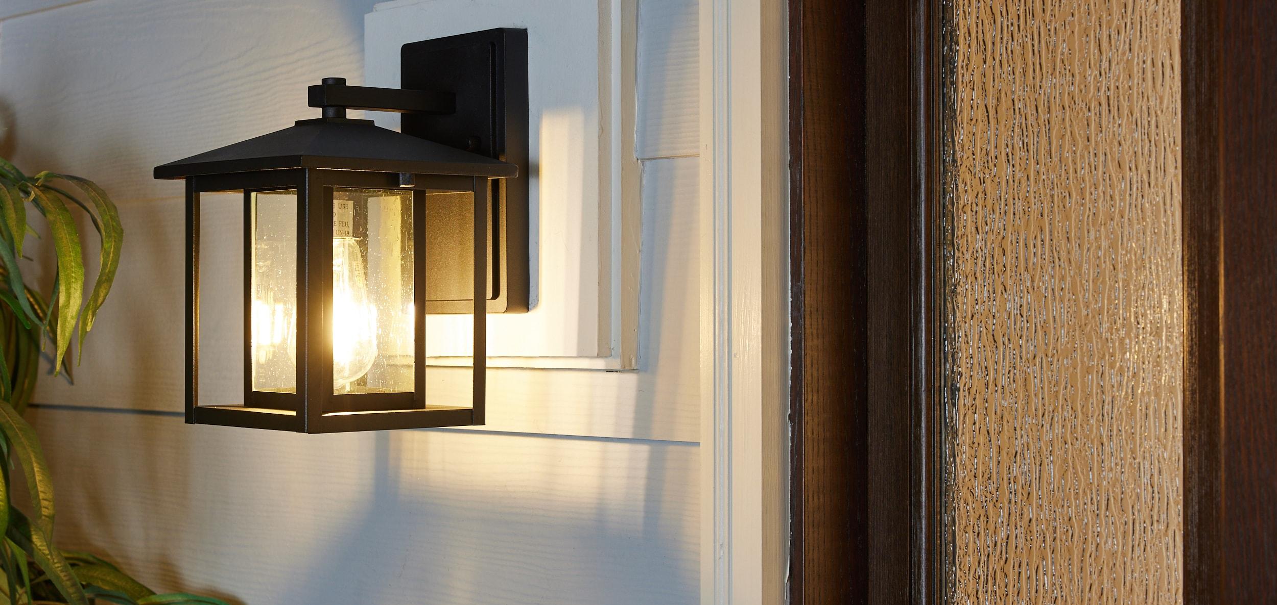 Hunnington 1-Light Black Outdoor 11 in. Wall Lantern Sconce