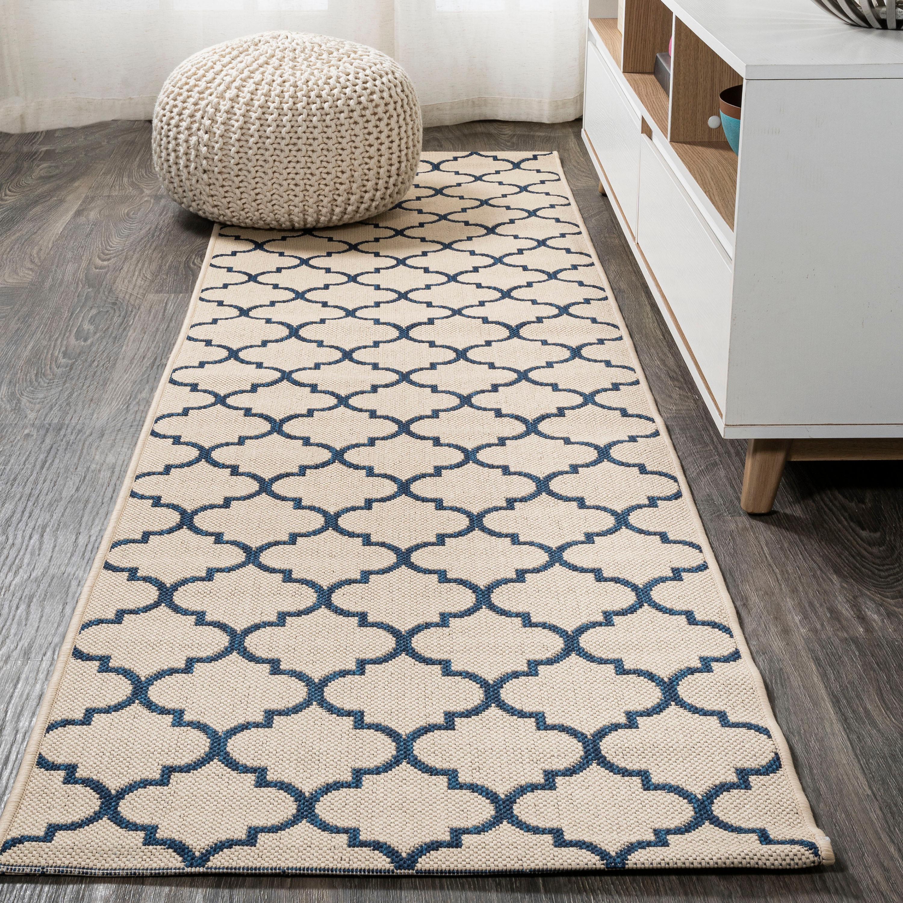 Arabesque Ogee Trellis Beige/Navy 2 ft. x 8 ft. Indoor/Outdoor Runner Rug