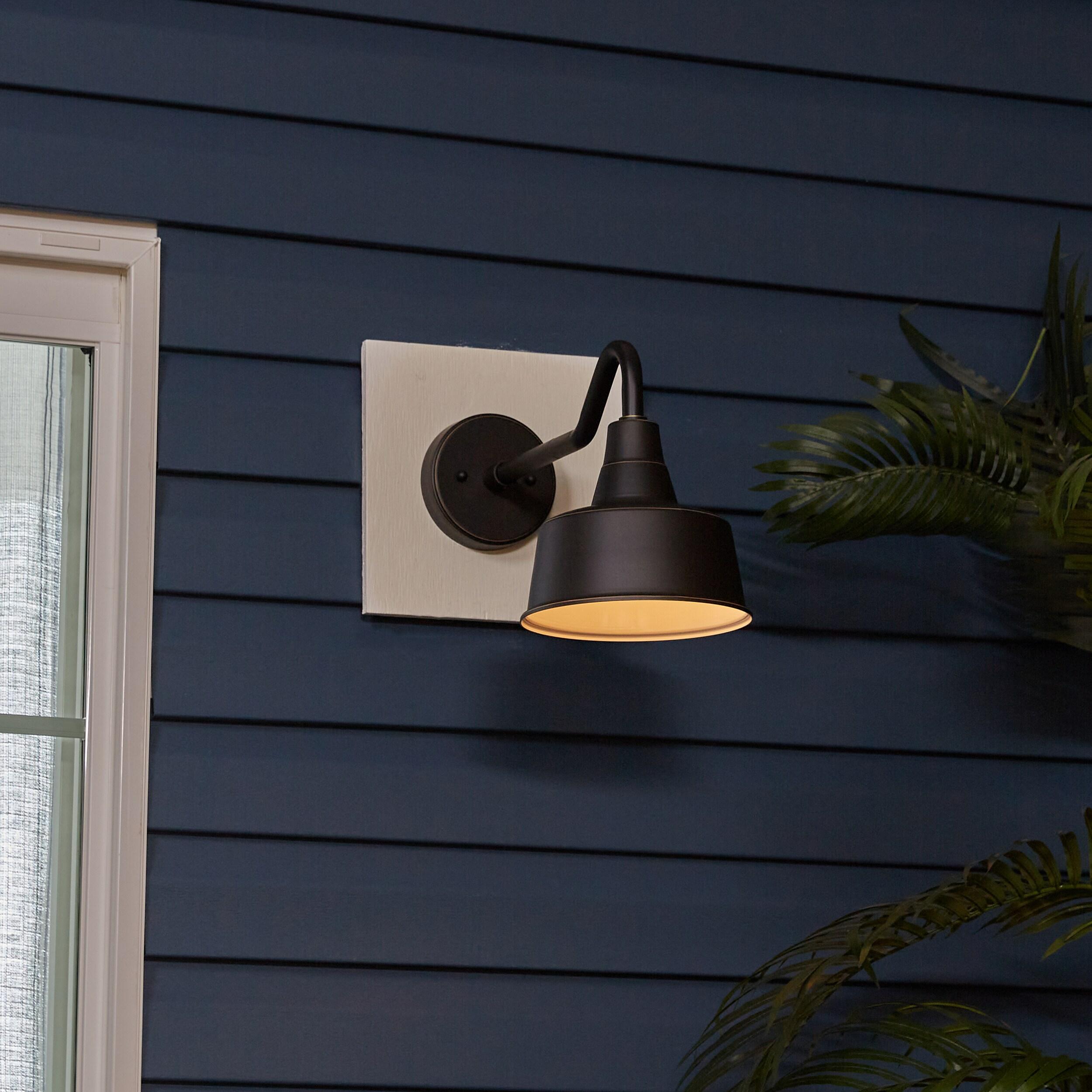 Small One Light Outdoor Wall Lantern