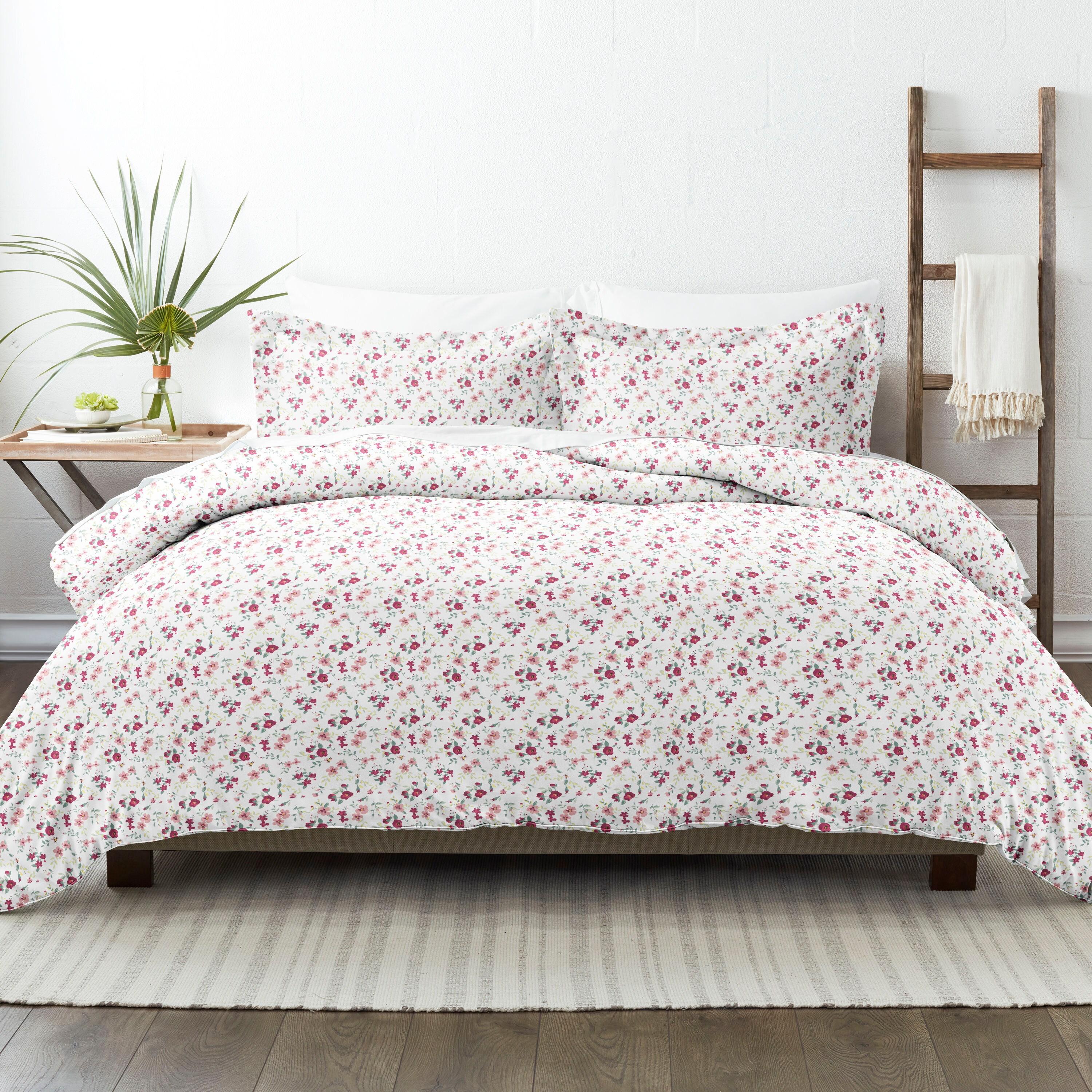 Simply Soft™ Traditional Floral Duvet Cover Set