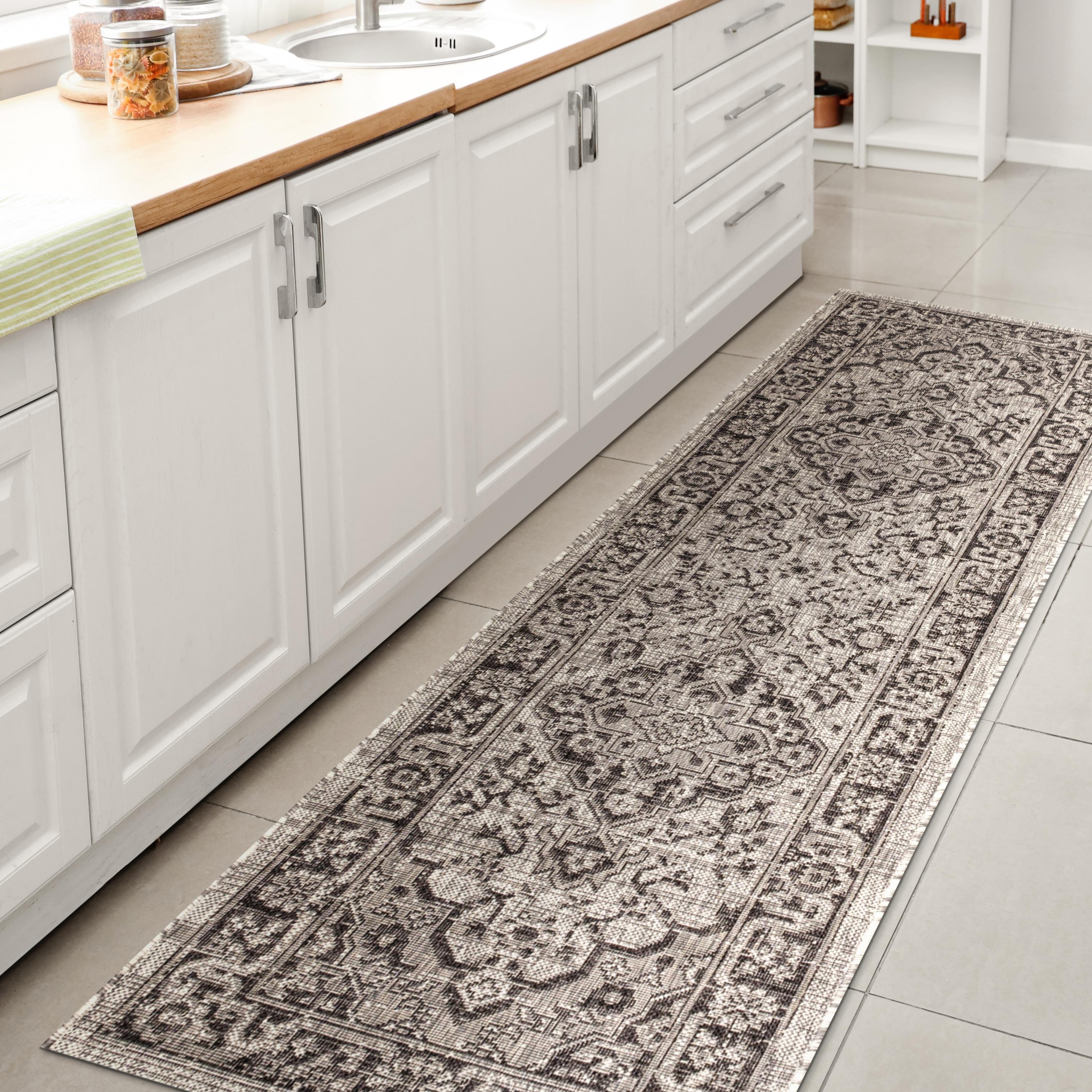2'x8' Rozetta Boho Medallion Textured Weave Indoor/Outdoor Runner Rug, Gray/Black - JONATHAN Y