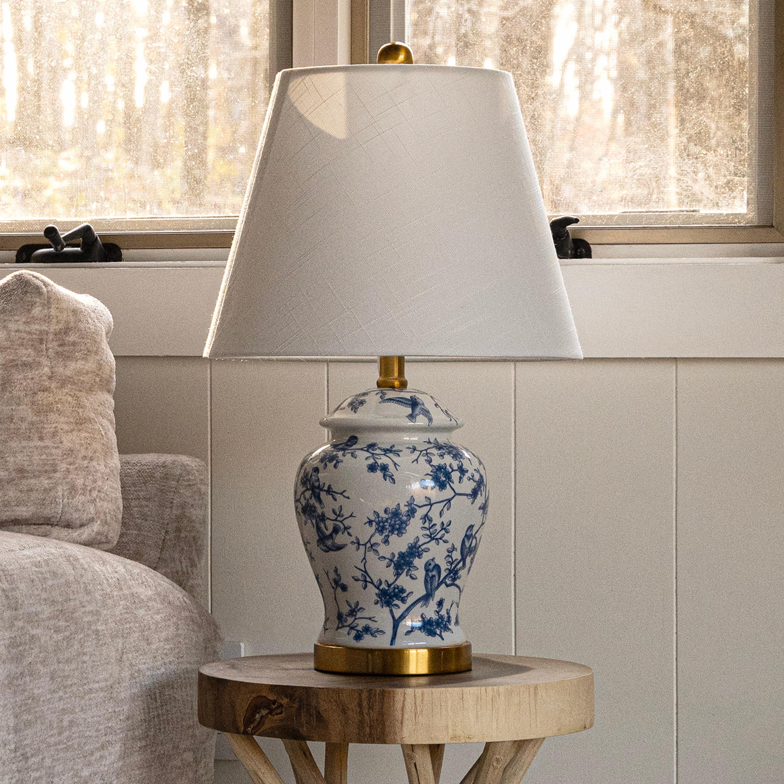 JONATHAN Y Penelope 22" French Country Cottage Ceramic/Iron Chinoiserie Ginger Jar LED Table Lamp, Navy/White