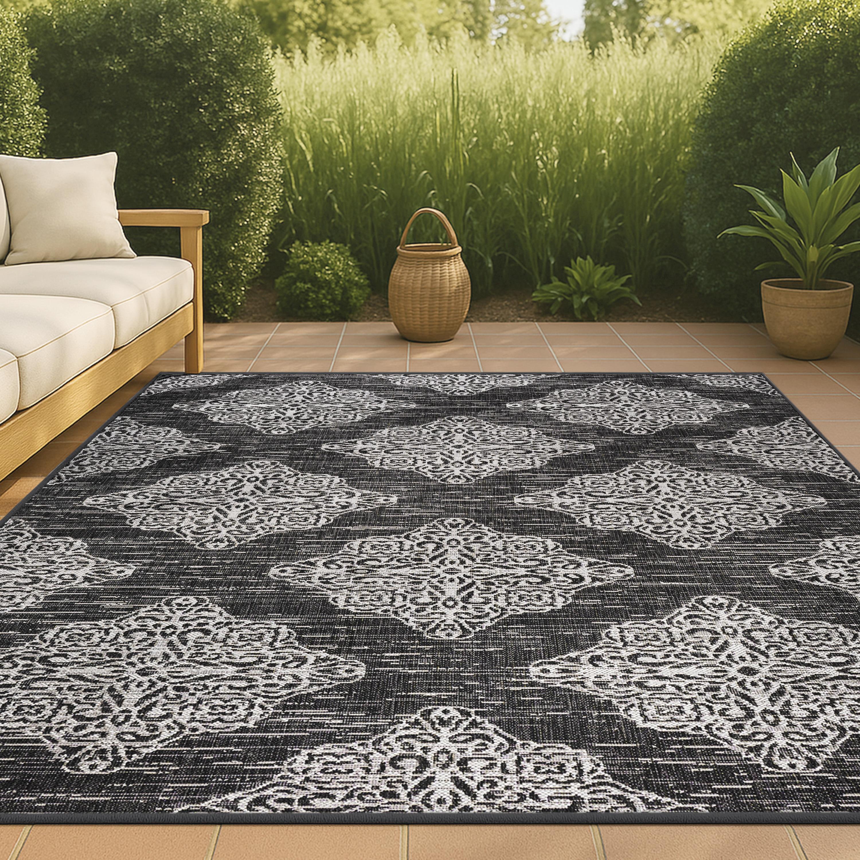JONATHAN Y SMB121B-5 Tuscany Ornate Medallions Black/Ivory 5 ft. x 8 ft. Indoor/Outdoor Area Rug, Casual, Pet Friendly, Stain Resistant, Easy to Clean, for Patio, Living Room; Kitchen, Bedroom