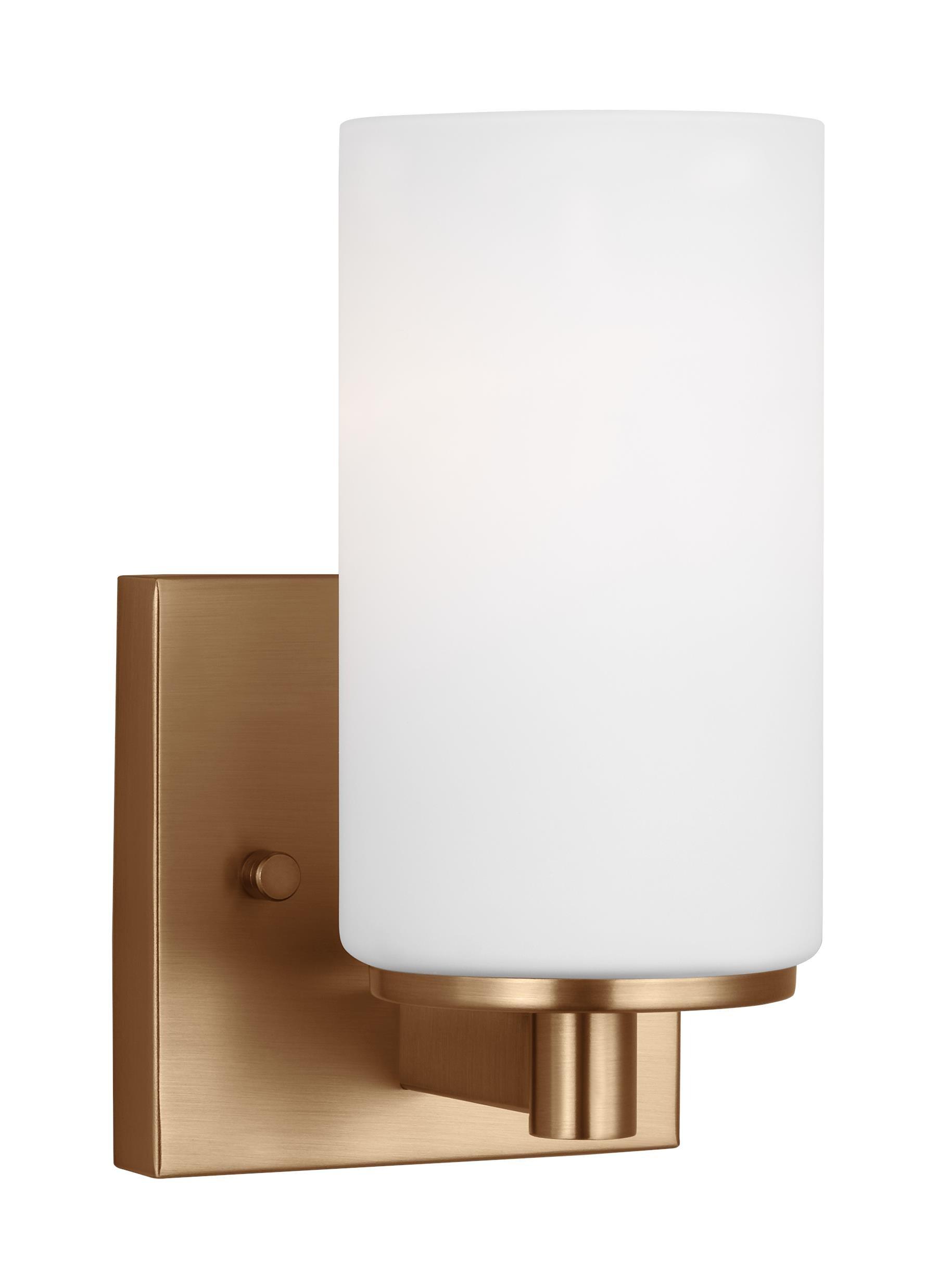 Hettinger Minimalist Chic Brass 7.88" Wall Sconce