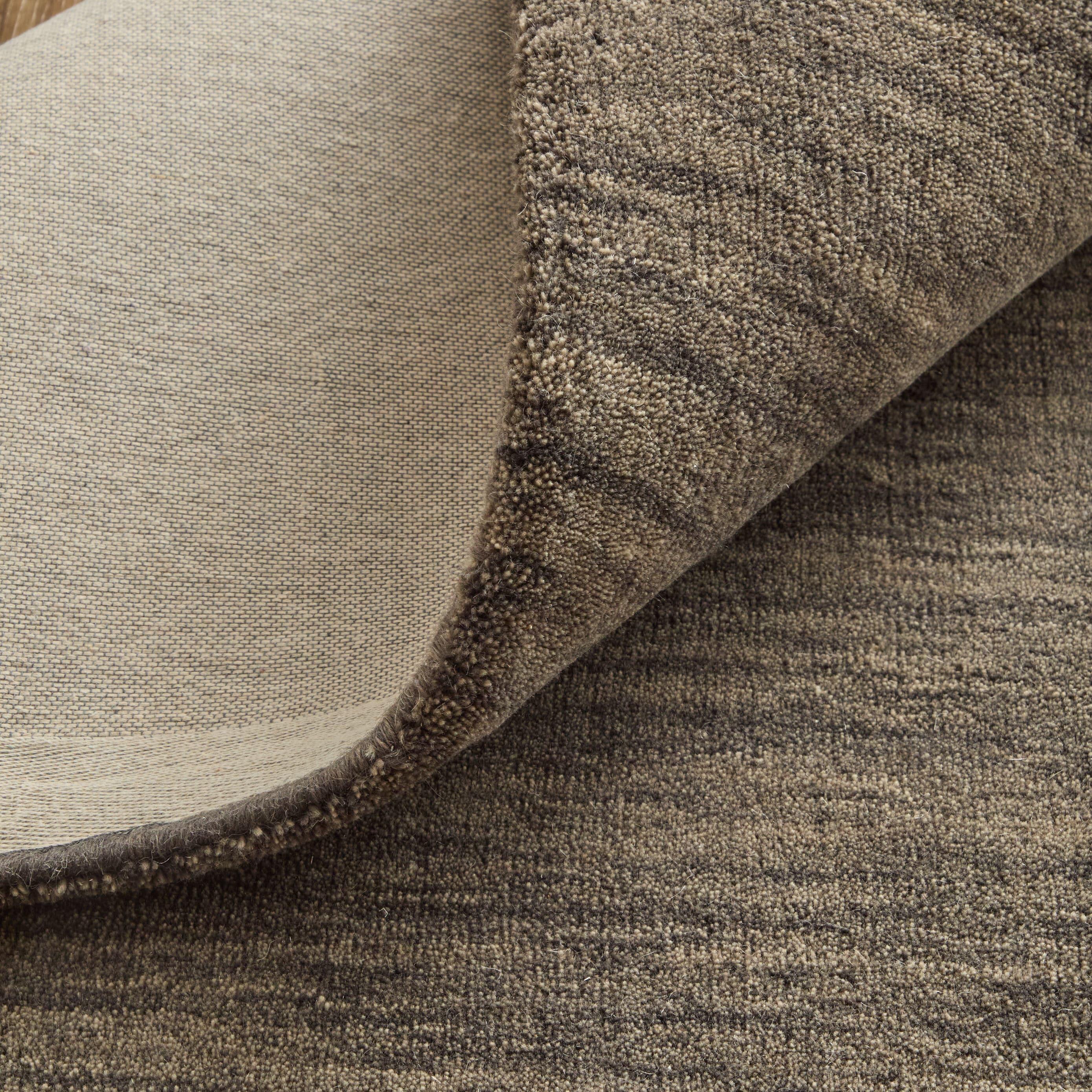 Handmade Tufted Wool Charcoal Area Rug