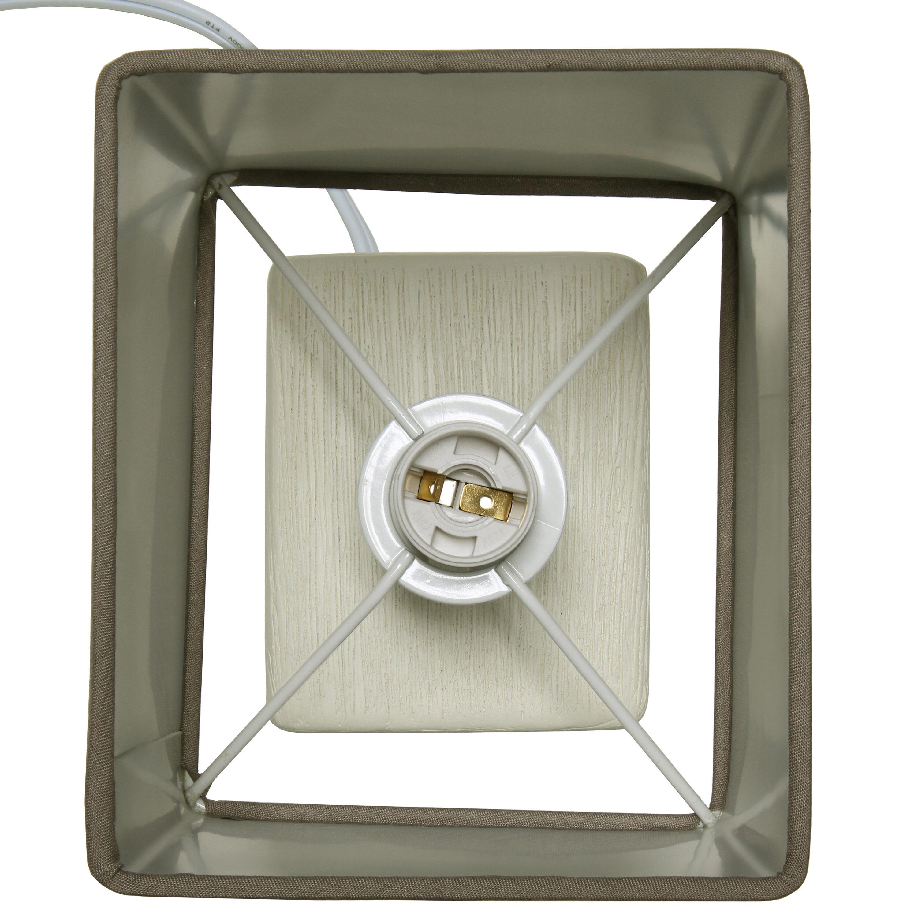 Eagarville Table Lamp