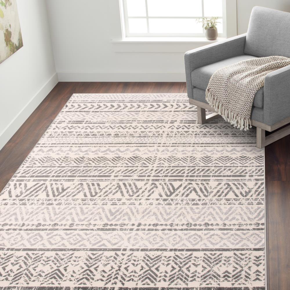 World Rug Gallery Geometric Distressed Bohemian Gray 6'6" x 9' Area Rug