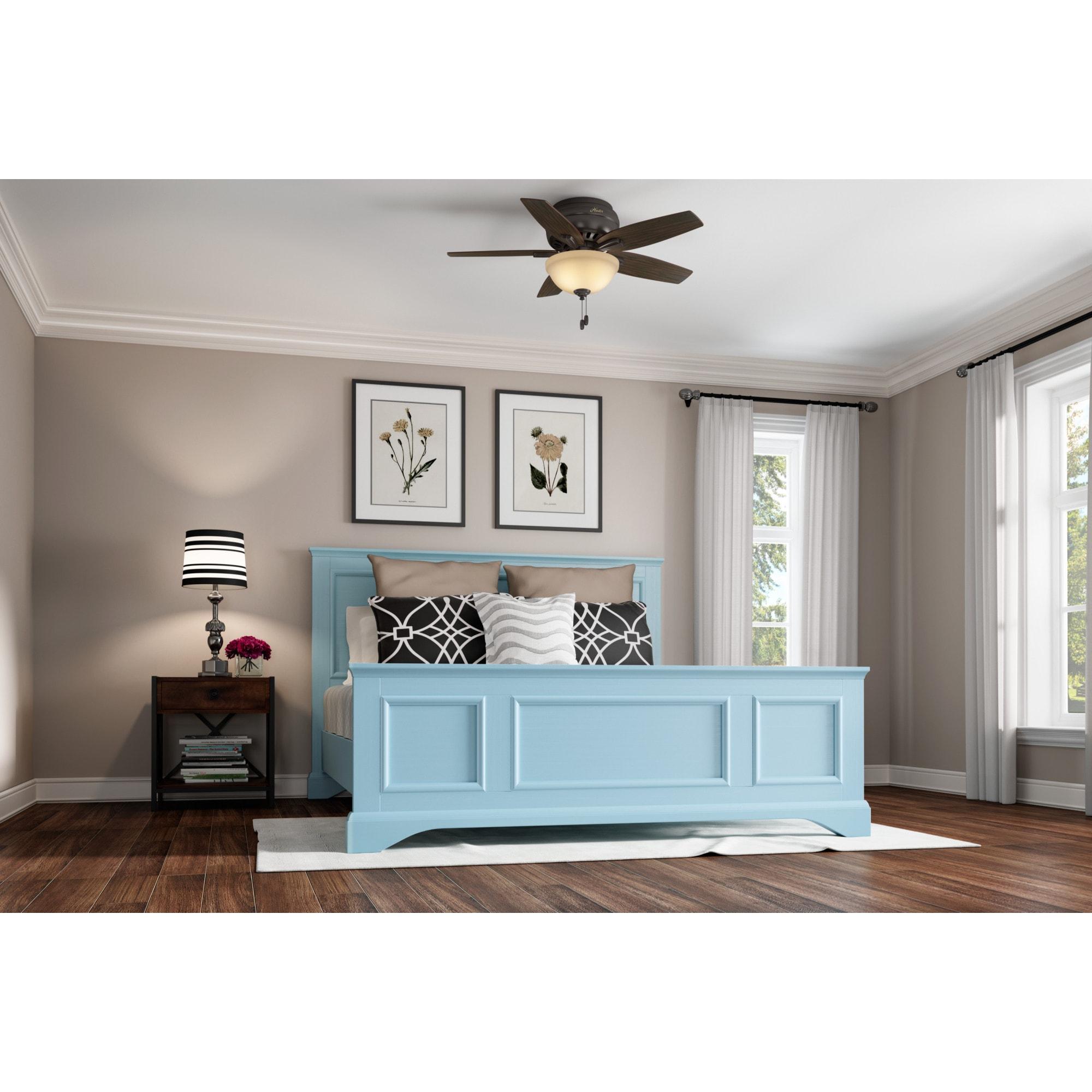 Hunter Fan Newsome 42" 5 - Blade Traditional Flush Mount Indoor Ceiling Fan with Lights and Pull Chains