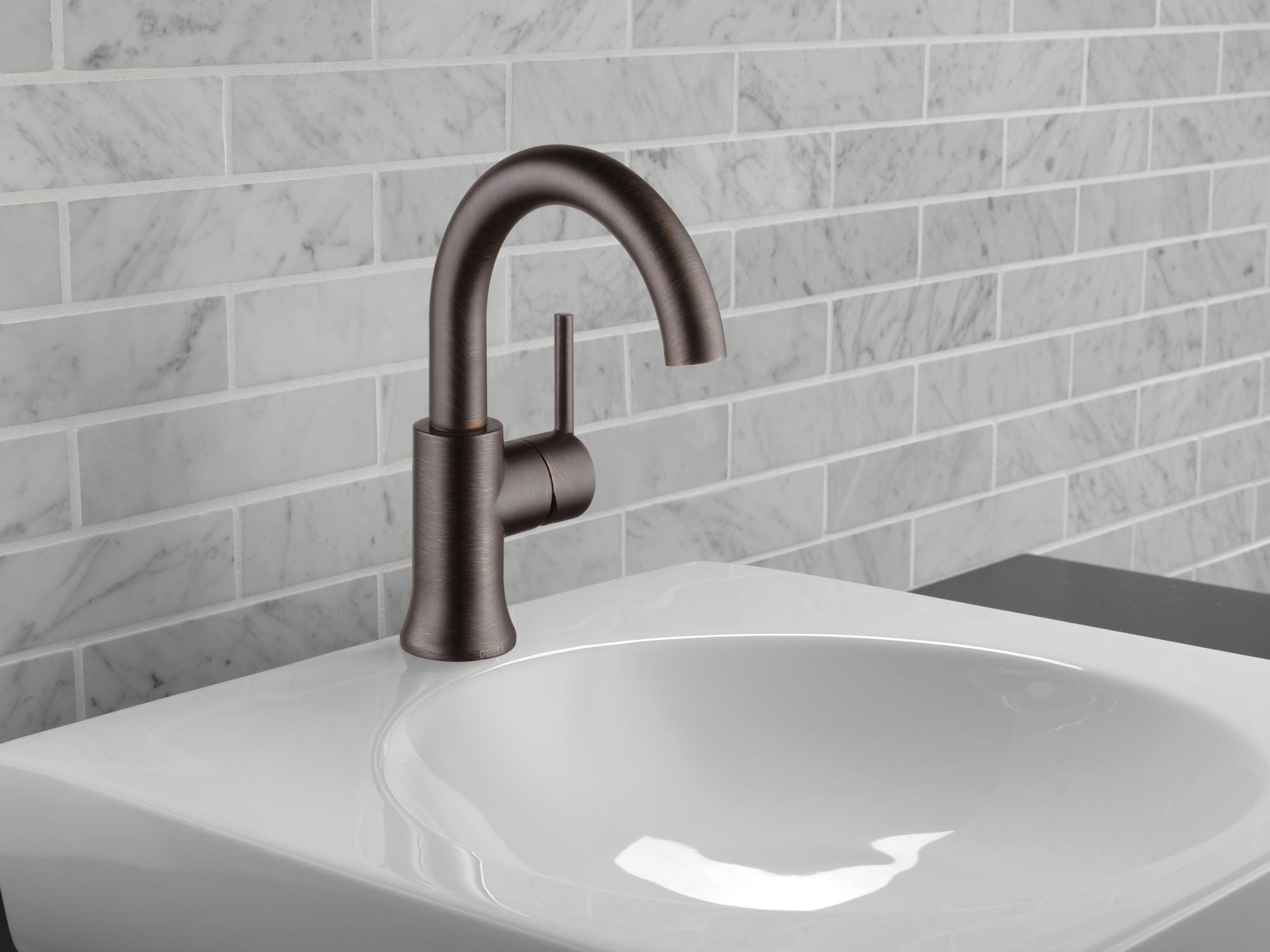 Trinsic Single Hole Bathroom Faucet with Drain Assembly, Single Handle Bathroom Sink Faucet