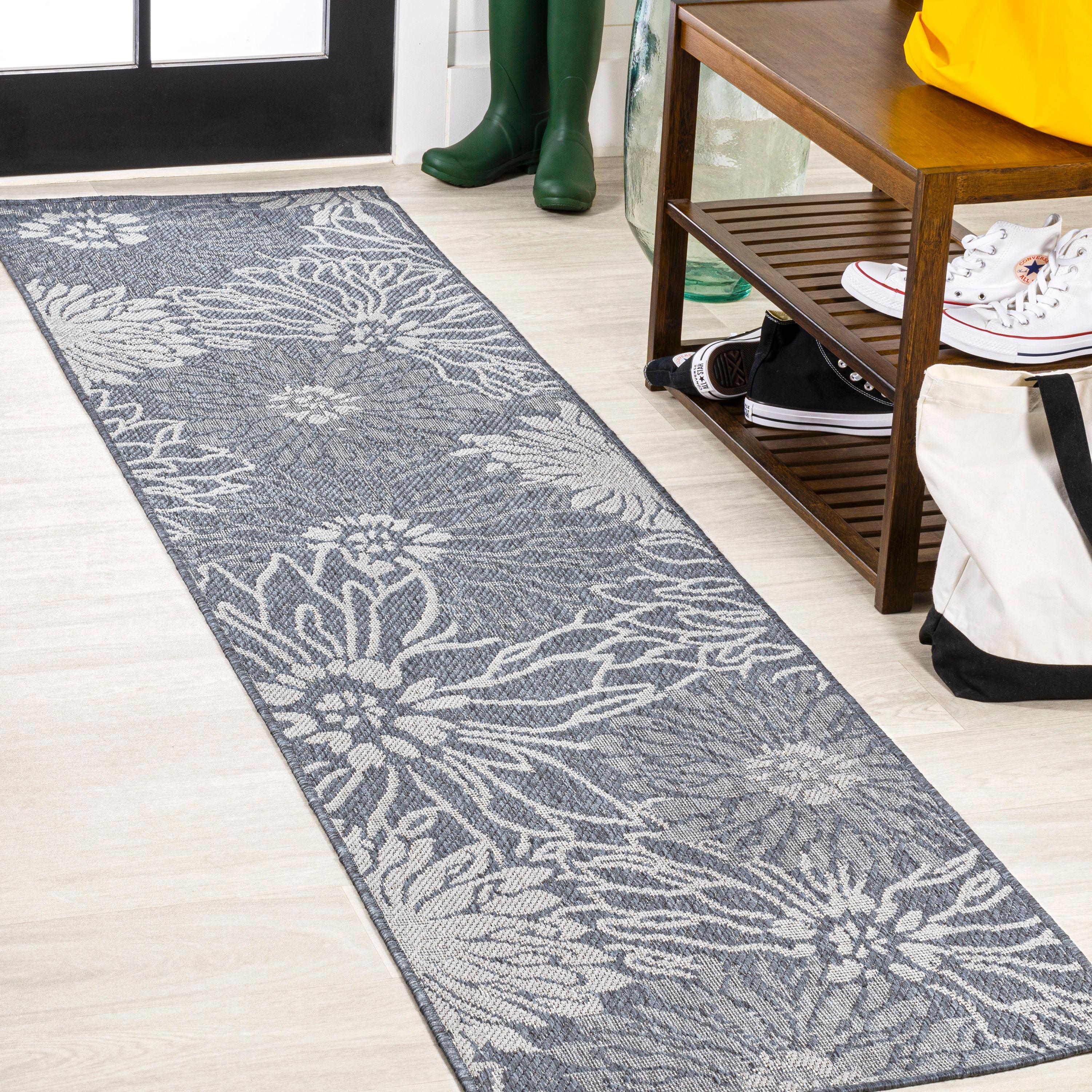 2' x 8' Bahamas Modern All-Over Floral Indoor/Outdoor Runner Rug, Navy/Gray - JONATHAN Y