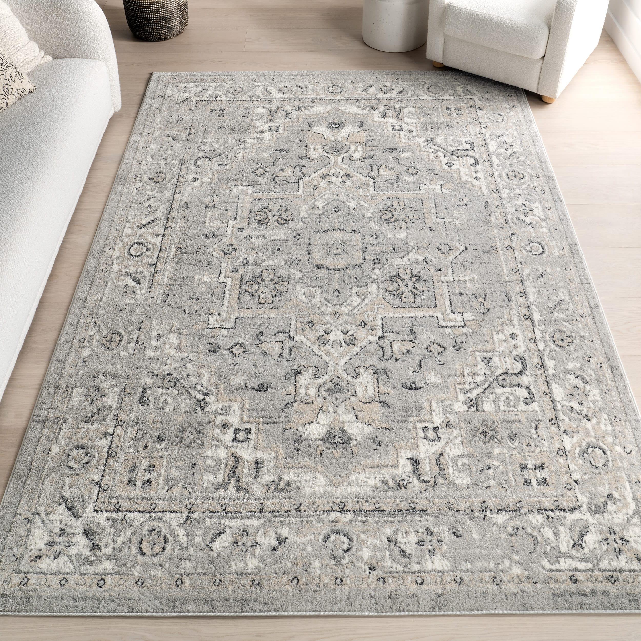 Light Grey Distressed Medallion 3' x 5' Area Rug