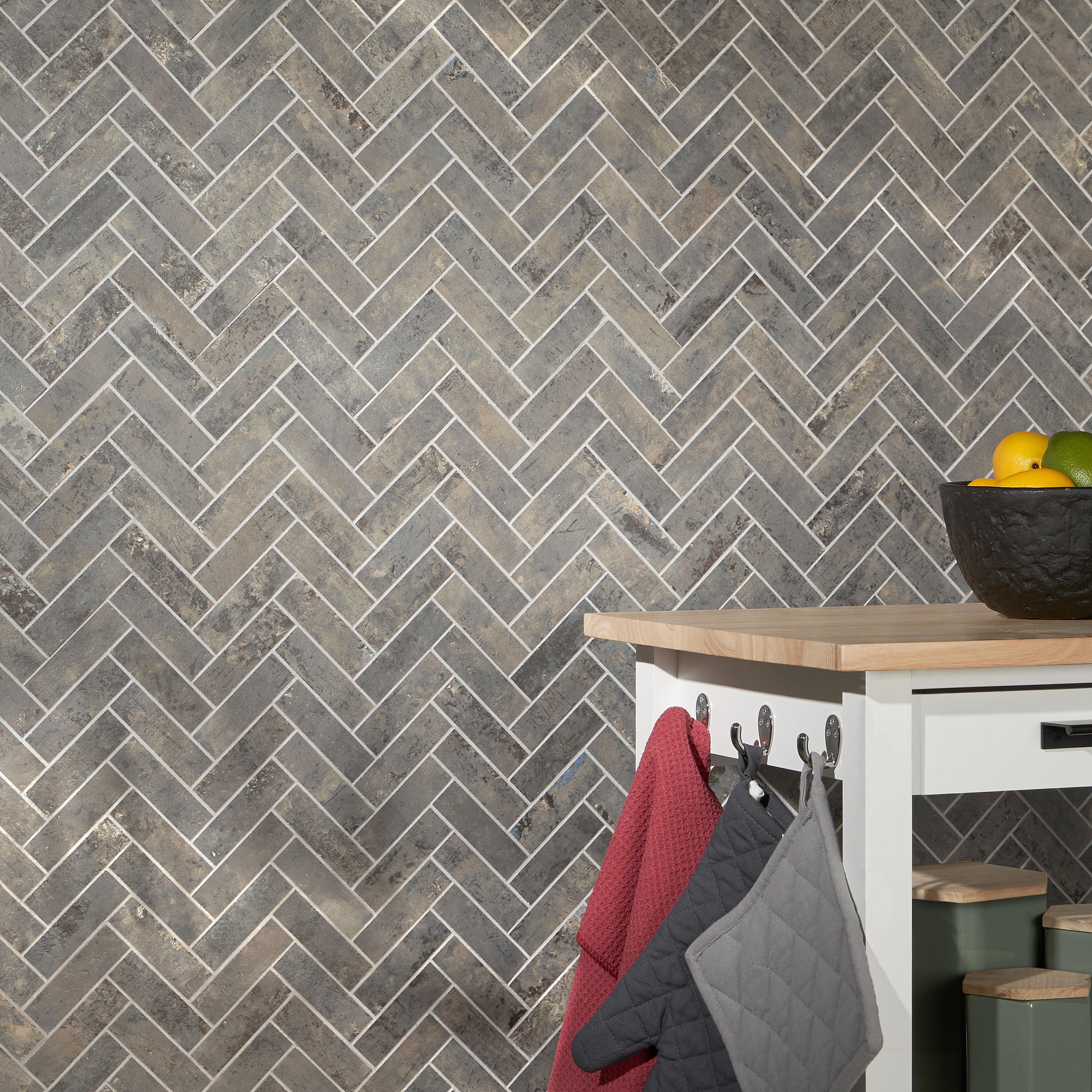Mantis 10.03 in. x 10.62 in. Herringbone Matte Porcelain Floor & Wall Mosaic Tile (0.75 Sq.Ft./Each)