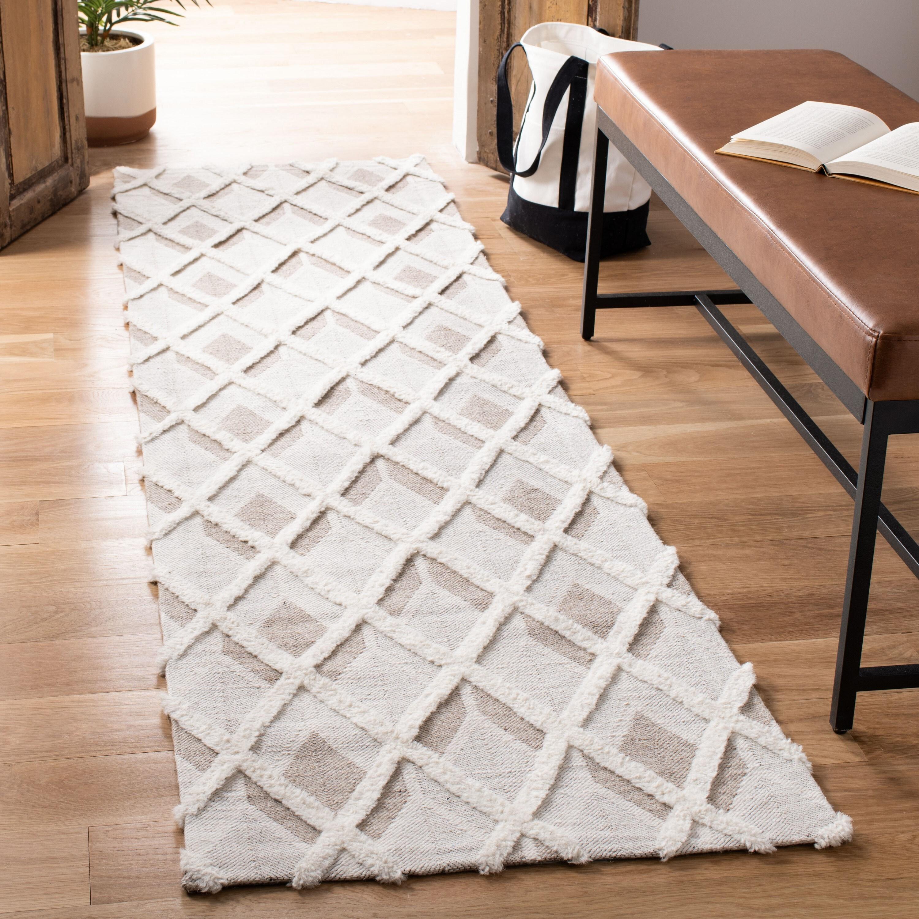 Marbella MRB602 Handmade Indoor Runner - Beige/Ivory - 2'3"x8' - Safavieh