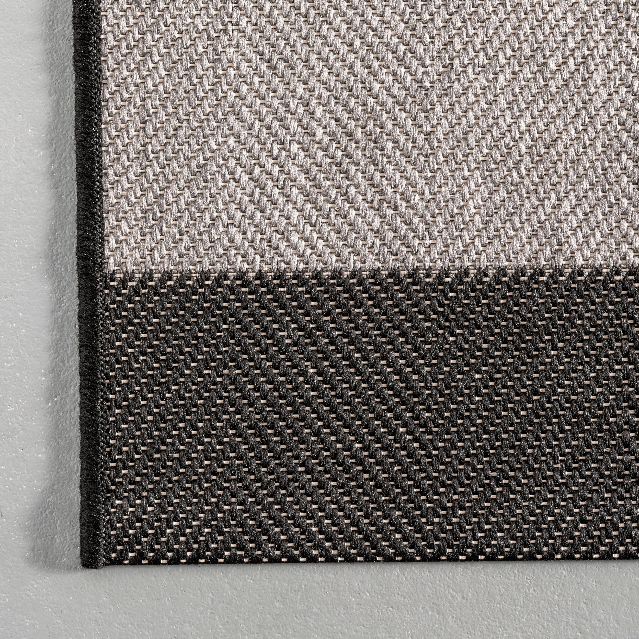 Nuloom Alexis Striped 2x3 Indoor/Outdoor Accent Rug for Living Room Patio Deck Front Porch Entryway Kitchen, Black/Light Grey