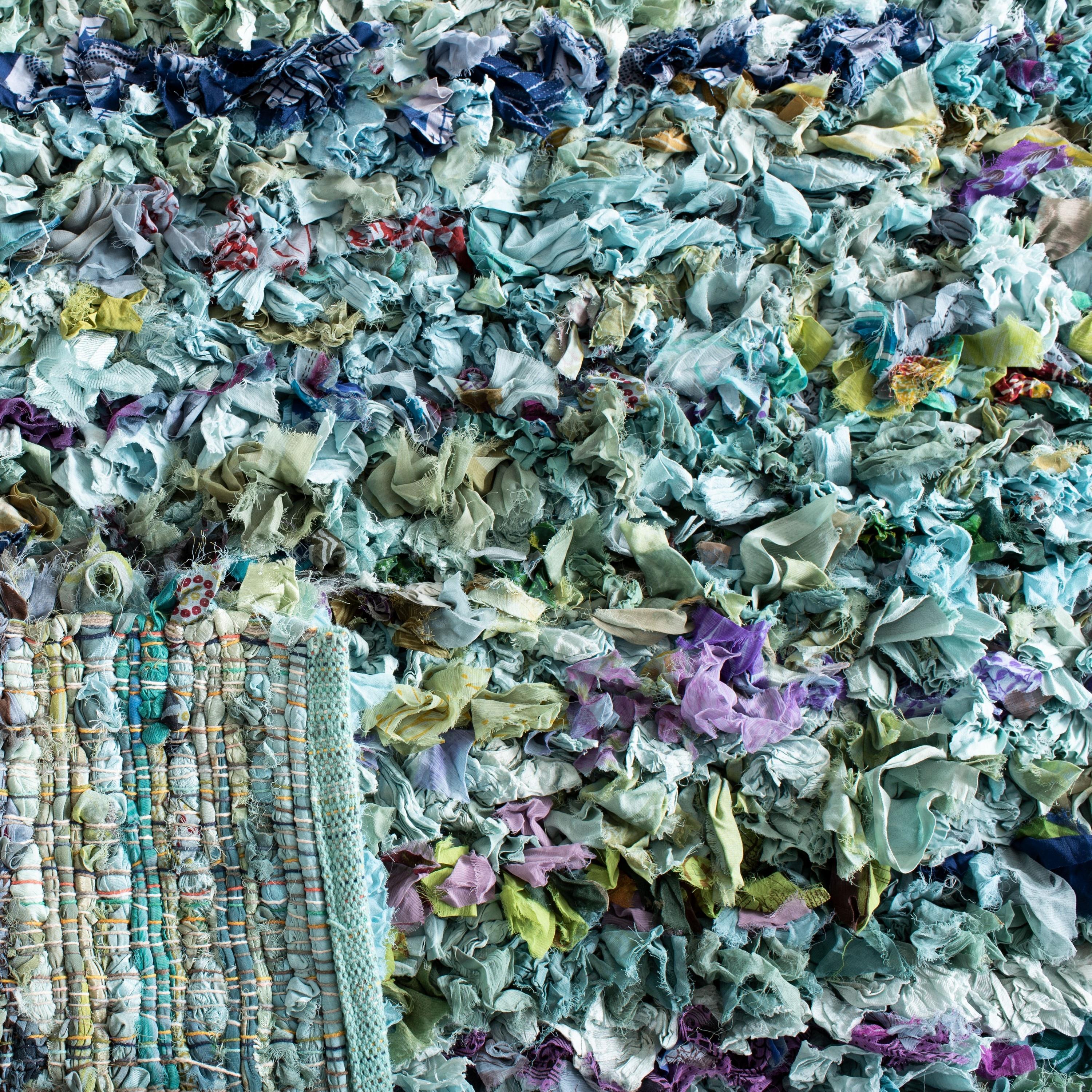 Safavieh Rio Shag 6 x 9 (ft) Polyester Blue/Multi Rectangular Indoor Abstract Bohemian/Eclectic Area rug
