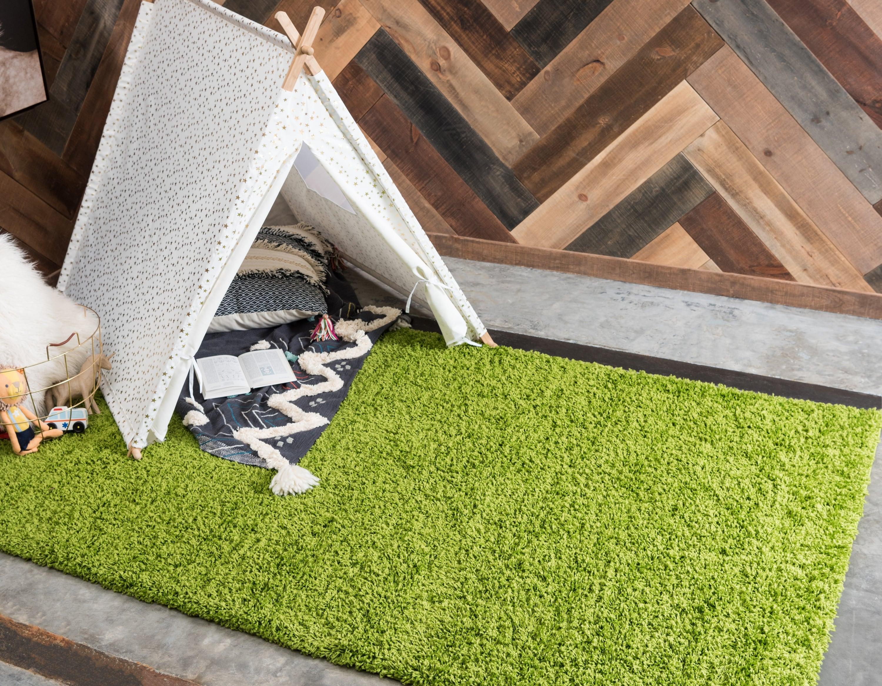 Unique Loom 4' 1 x 6' 1 Solid Shag Grass Green Area Rug