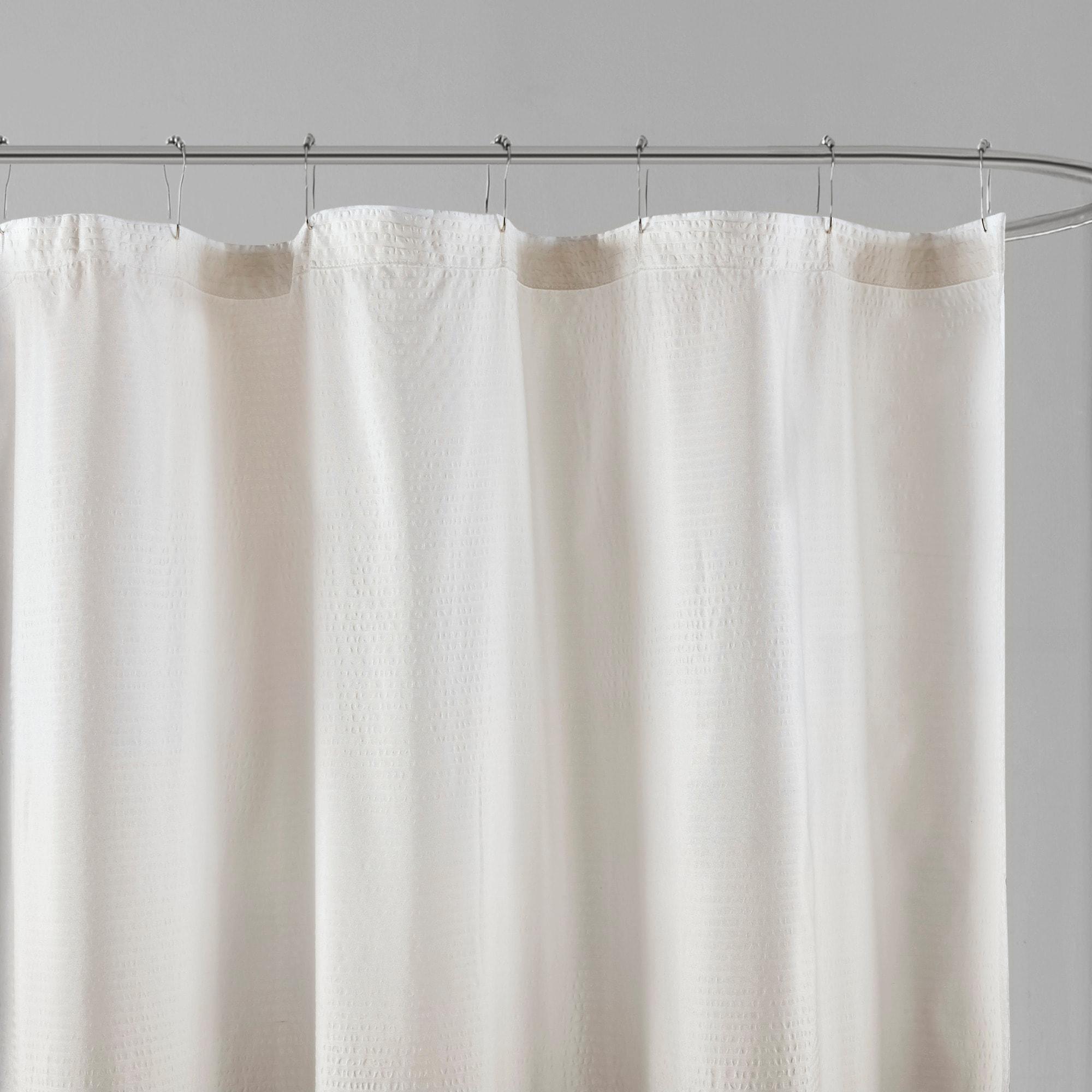 Madison Park Ara Ombre Printed Seersucker Single Shower Curtain