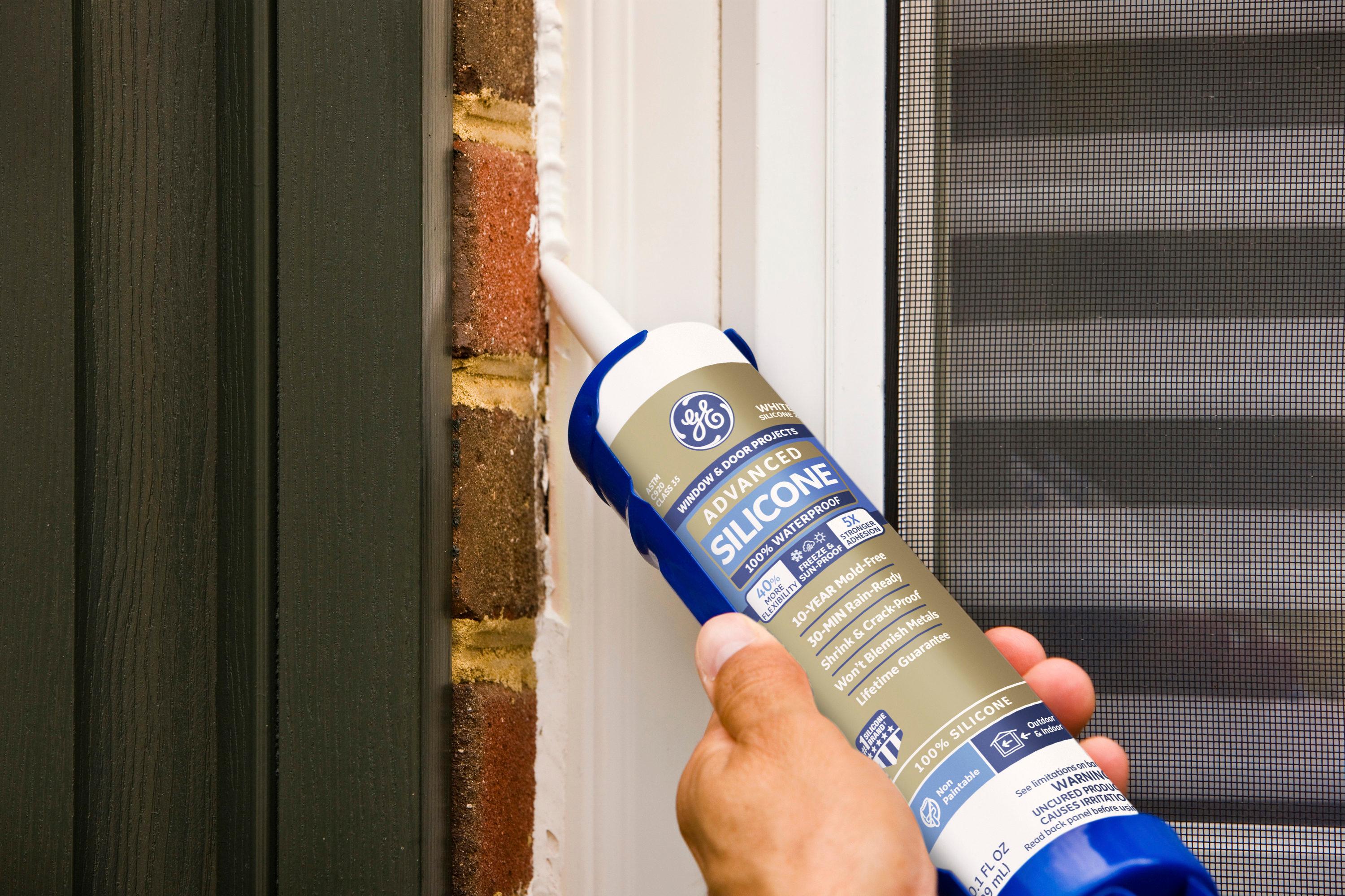 GE Advanced Silicone 2 Windows, Doors, Exteriors 10.1-oz Window door Light Gray Silicone Caulk