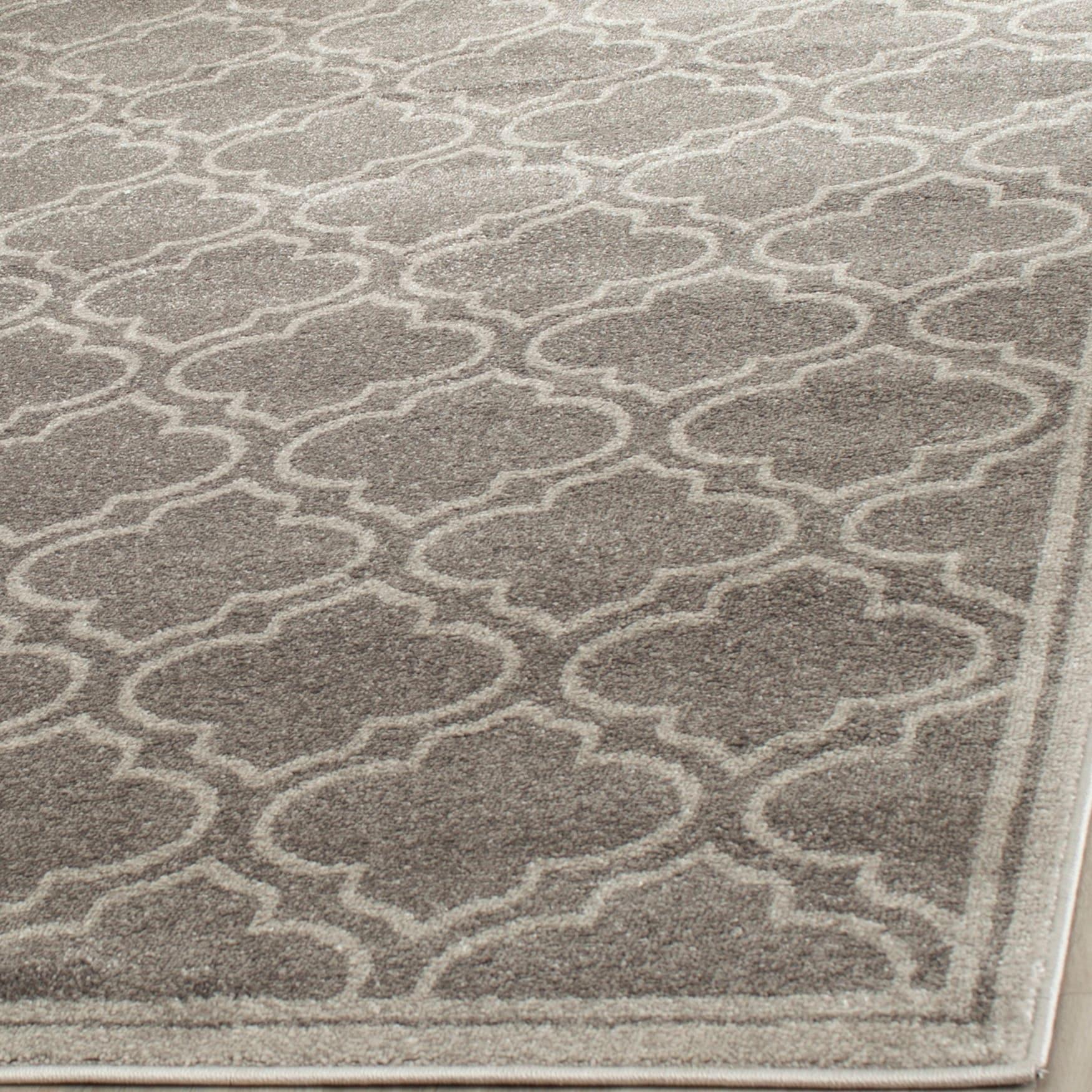 Amherst AMT412 Power Loomed Runner Rug - Grey/Light Grey - 2'3"x22' - Safavieh.