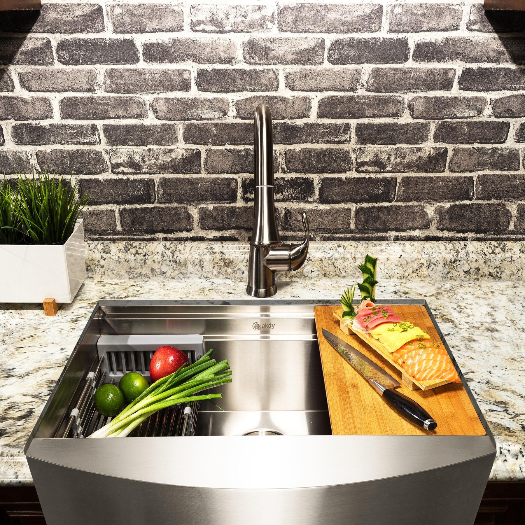 33-Inch Brushed Stainless Steel Farmhouse Sink with Bamboo Cutting Board