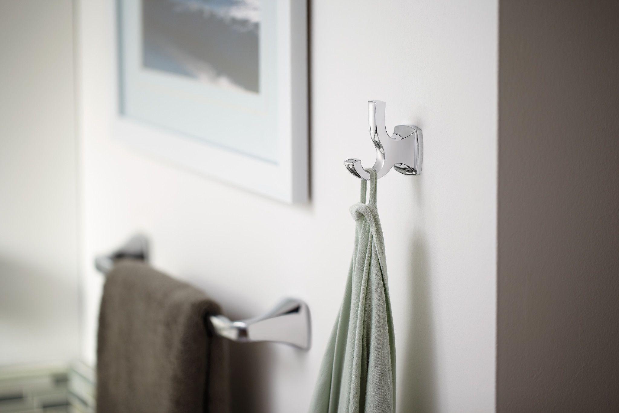 Voss 18" Wall Mounted Towel Bar