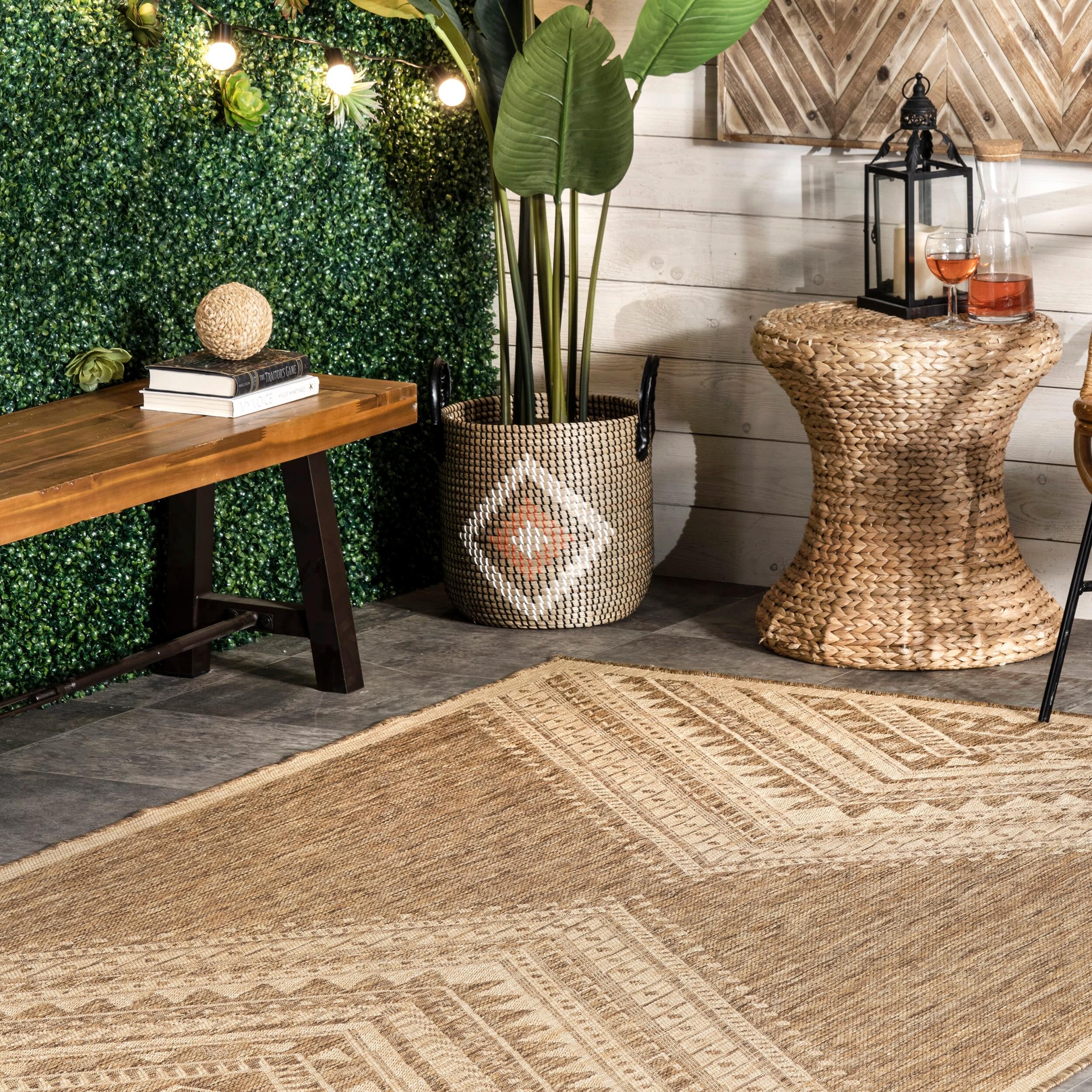 Nuloom Landry Geometric 8x10 Indoor/Outdoor Area Rug for Living Room Patio Deck Front Porch Kitchen, Brown/Ivory