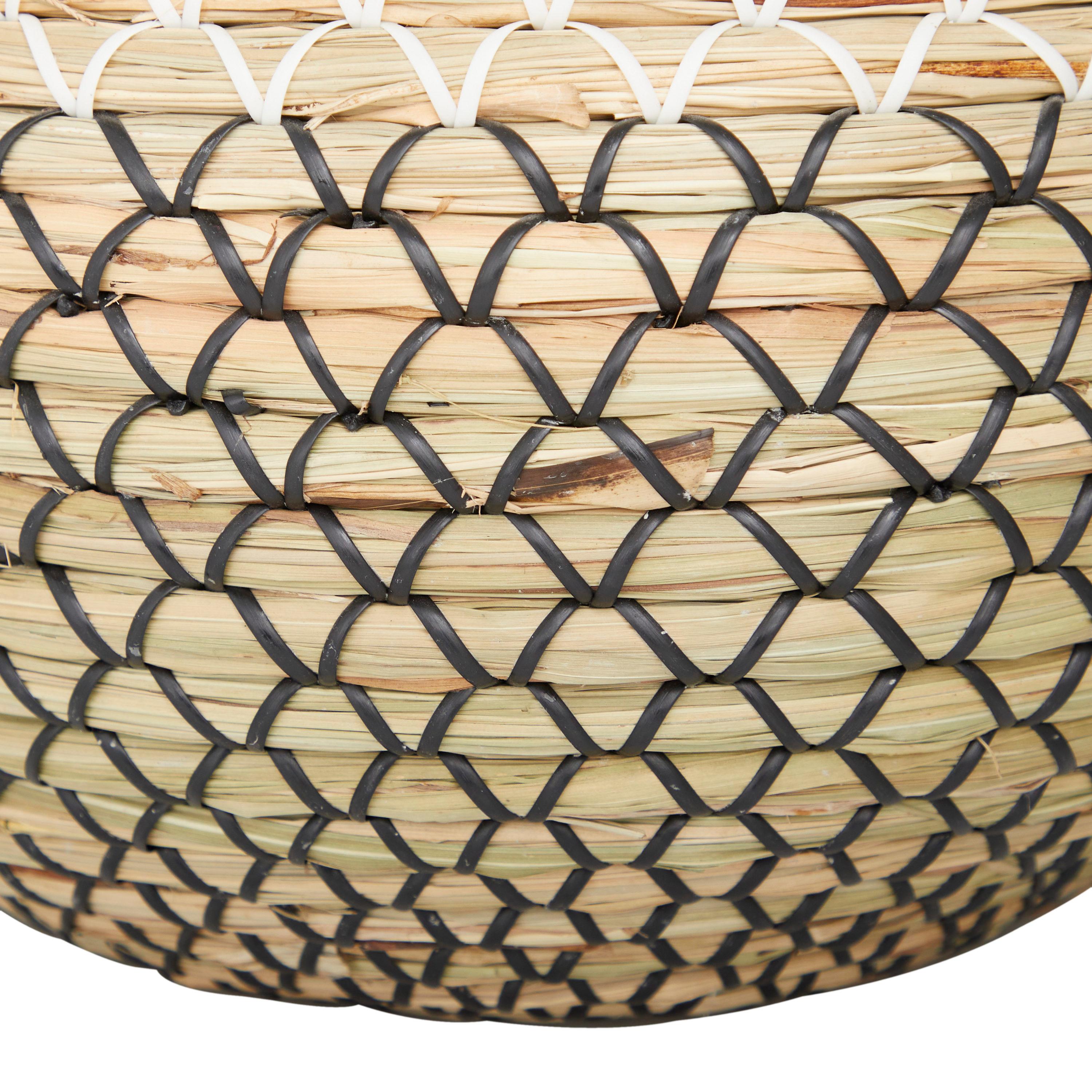 DecMode 13" Handmade Woven Brown Seagrass Vase