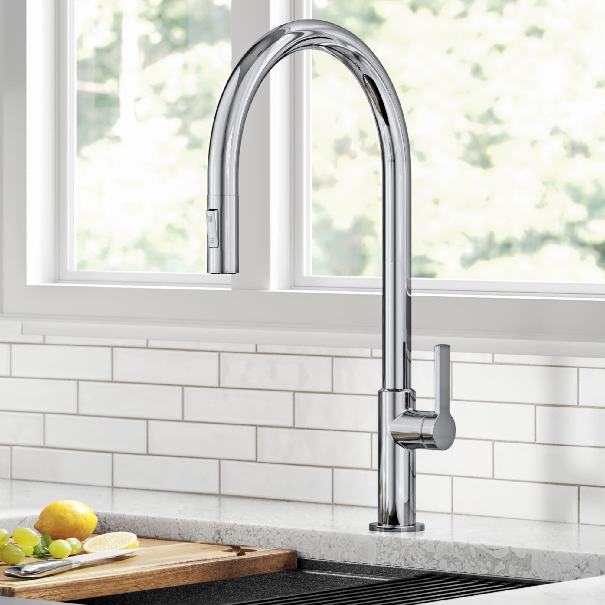 Oletto Pull Down Single Handle Kitchen Faucet