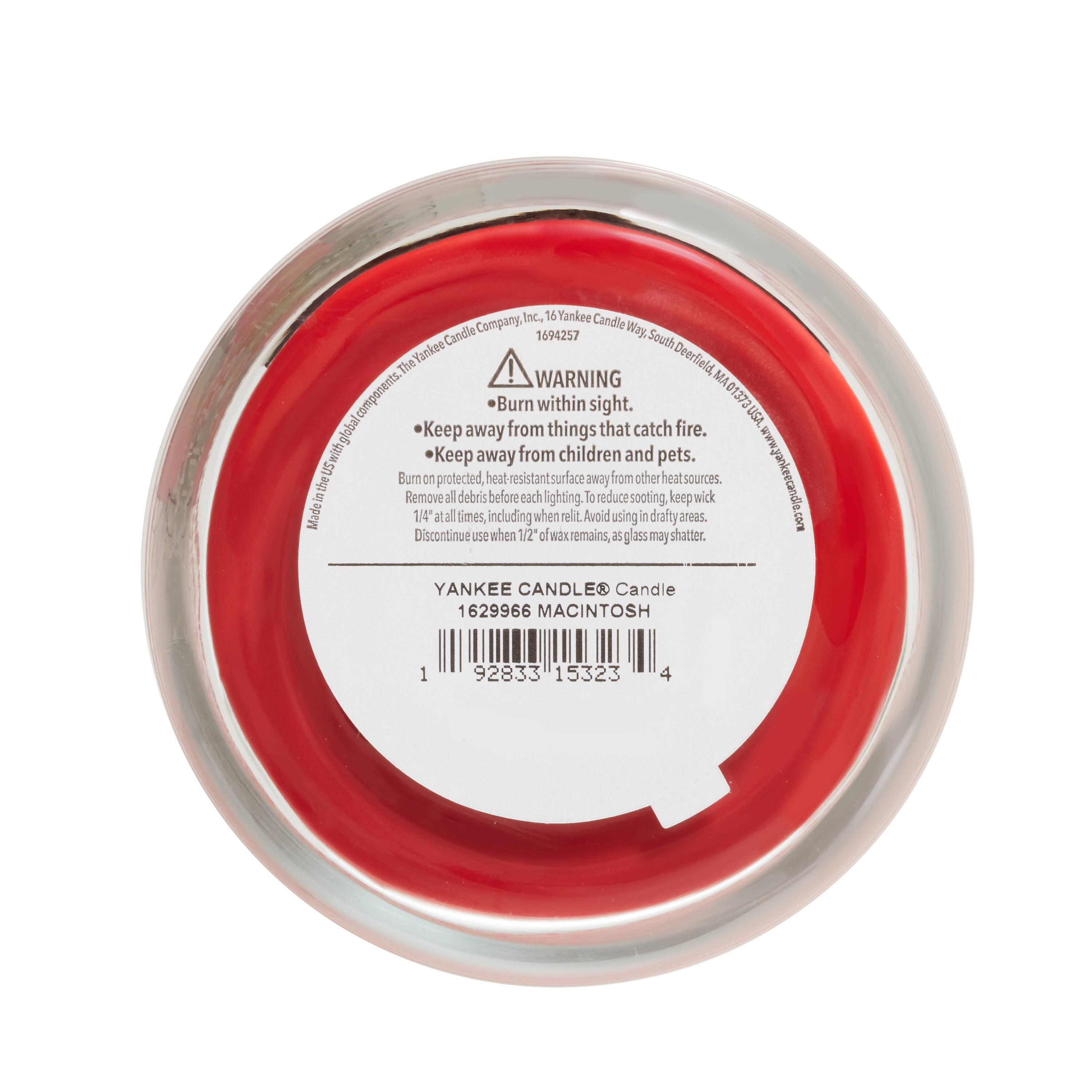 YANKEE CANDLE Signature Macintosh Scented Jar Candle