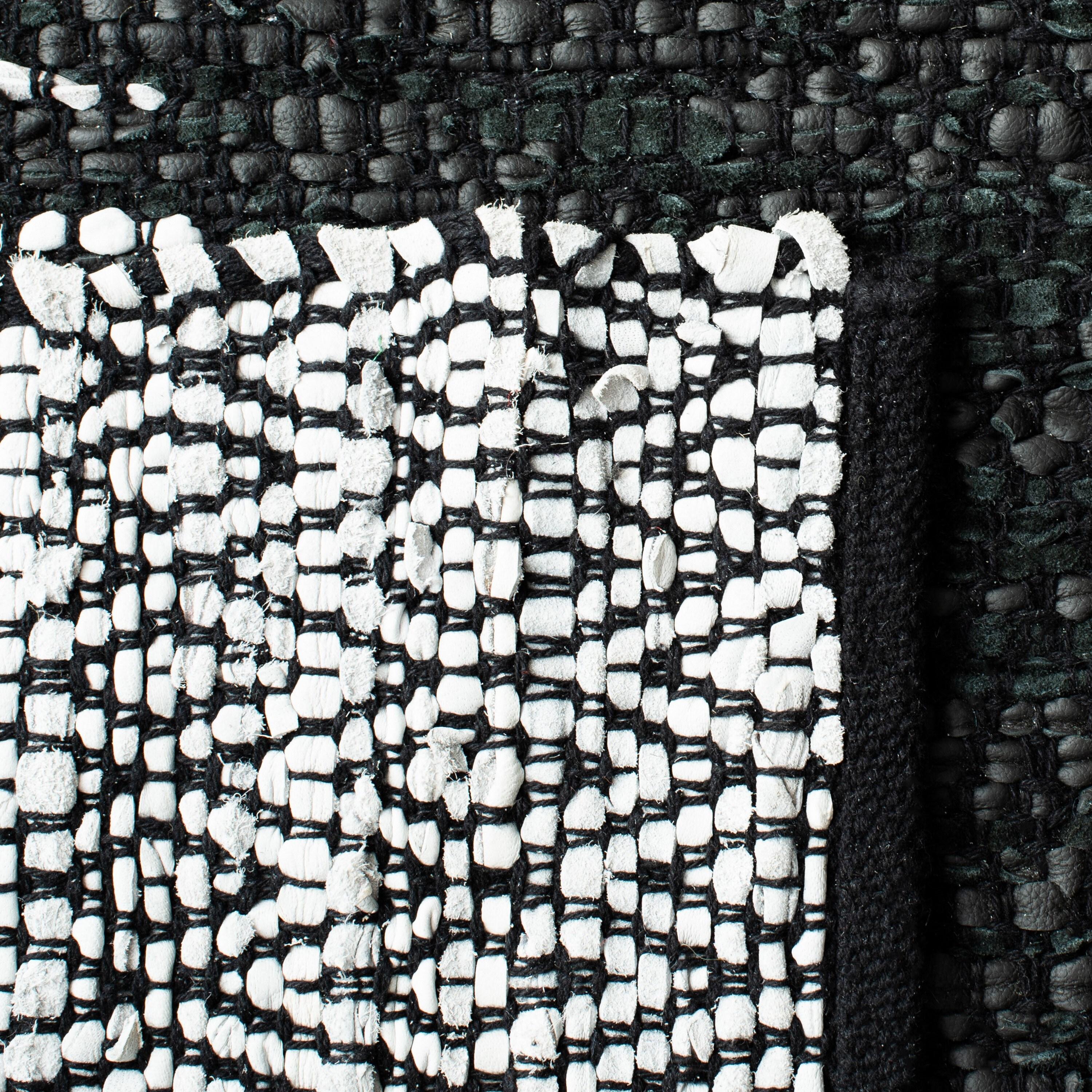 Vintage Leather VTL389 Hand Woven Accent Rug - Light Grey/Black - 2'3"x4' - Safavieh.