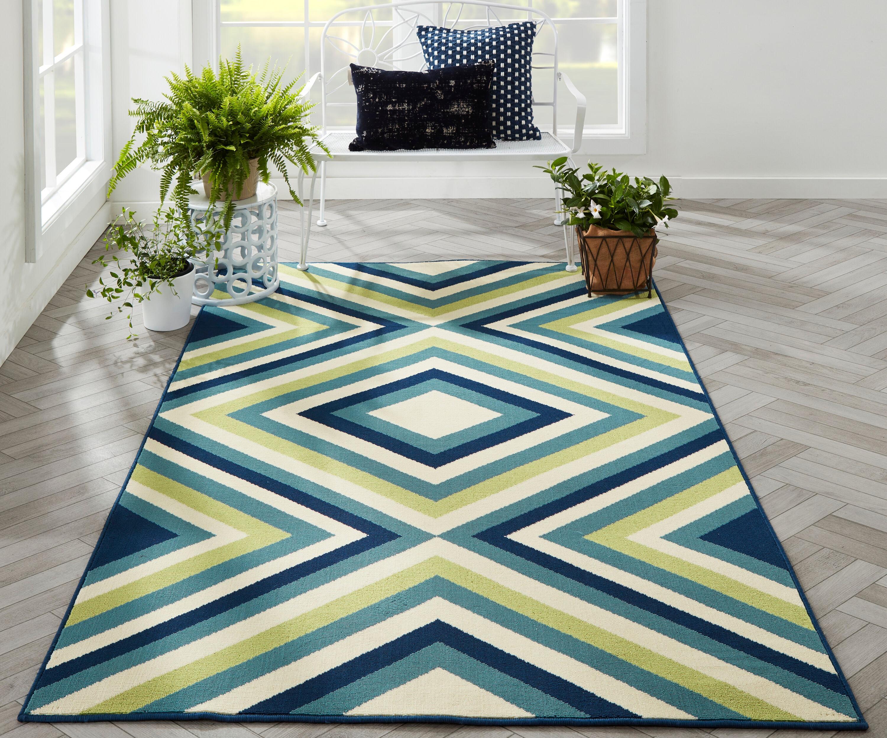Momeni Baja Indoor/Outdoor Aztec and Geometric Modern Contemporary Area Rugs, Blue, 66" x 102"