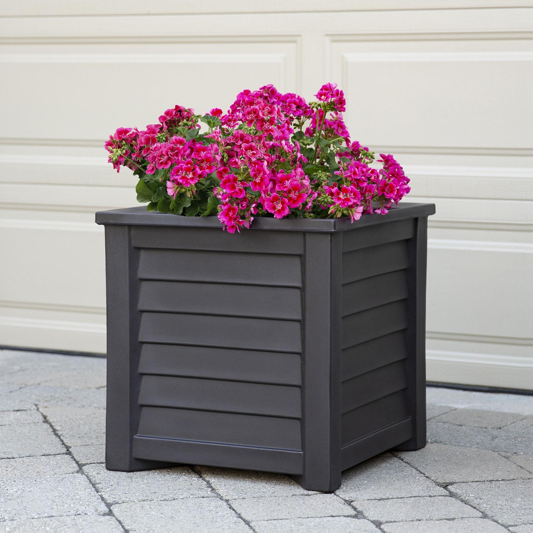 Lakeland Square Resin Planter with Water Reservoir