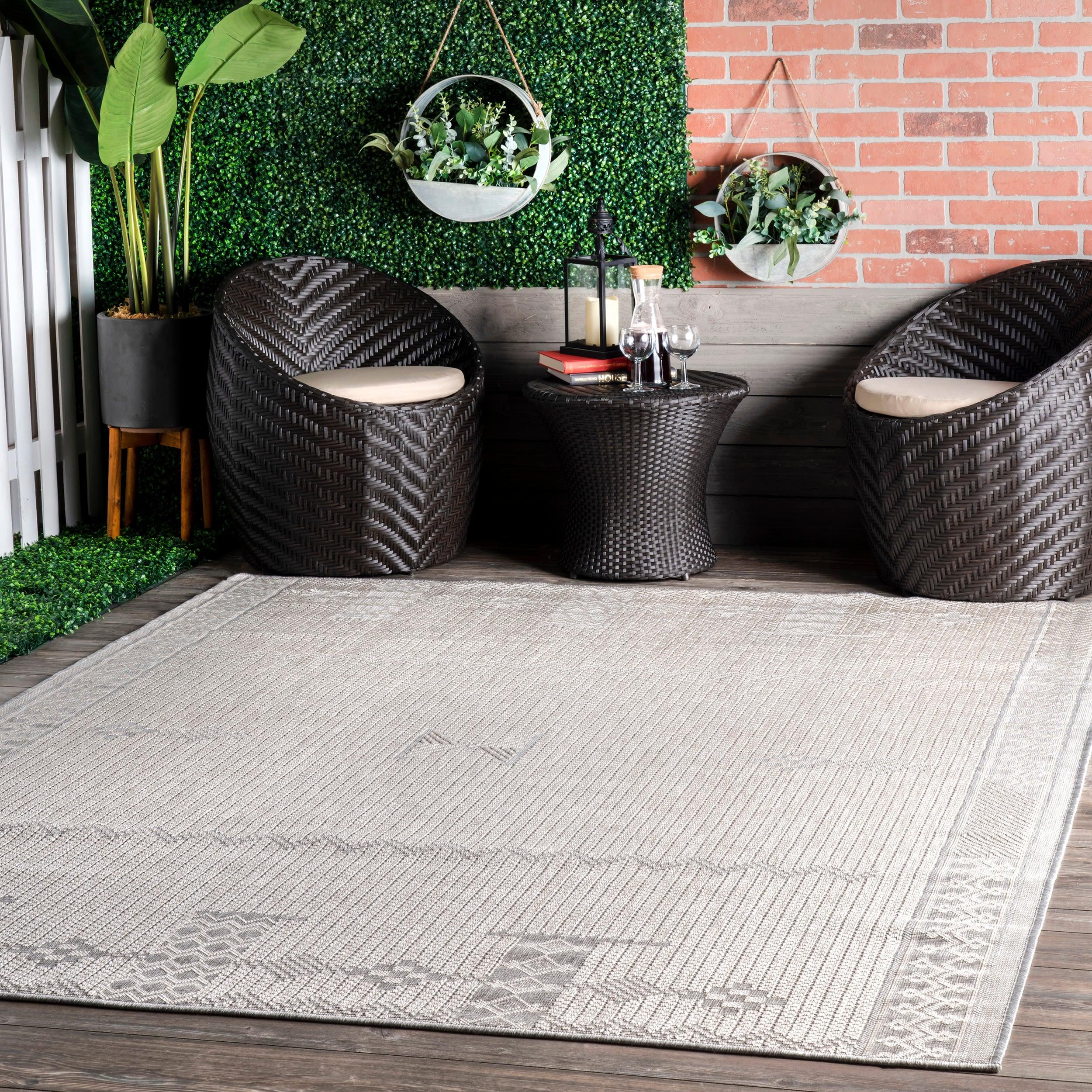 Foundry Select Altus Gray Indoor/Outdoor Area Rug