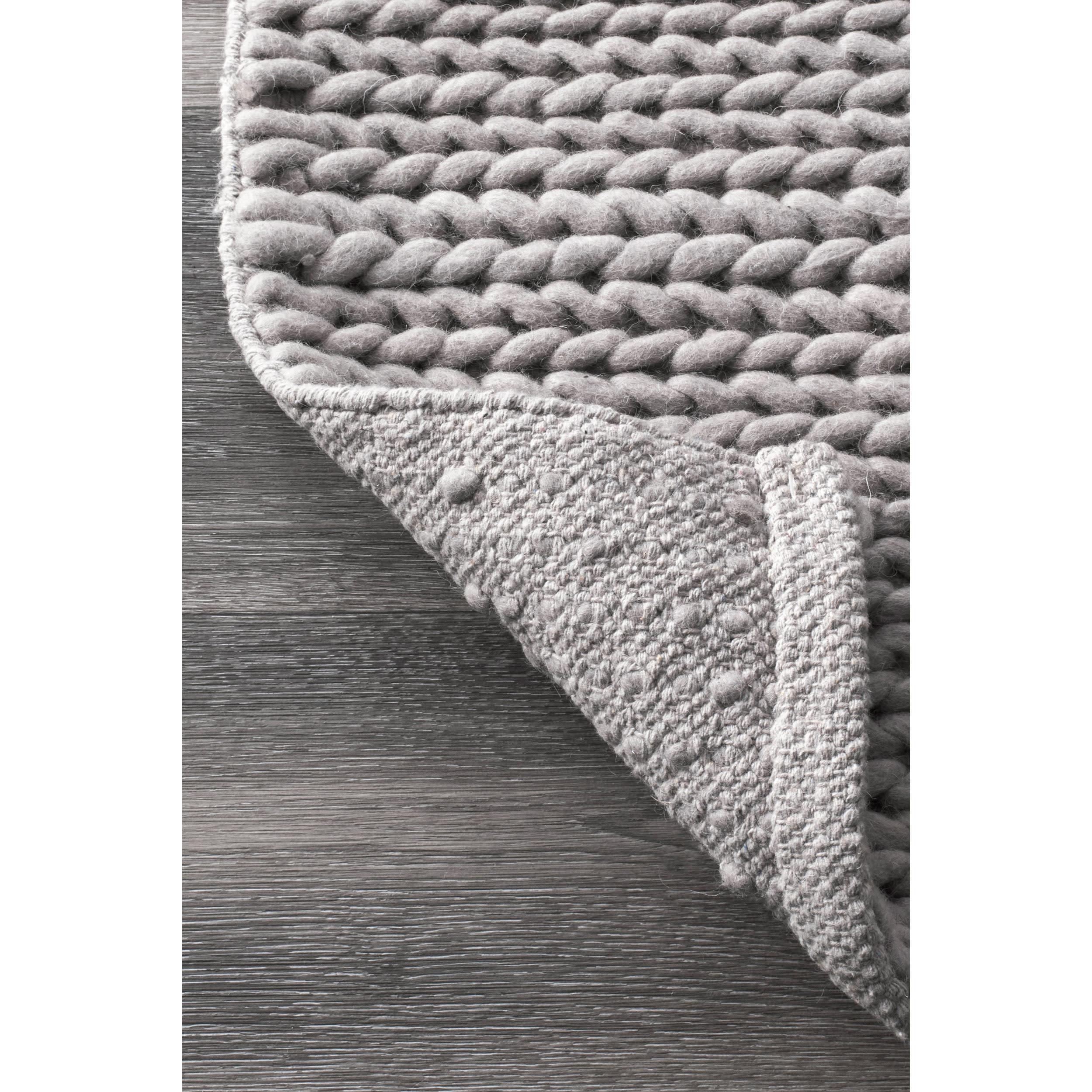 nuLOOM 2x8 Penelope Wool Braided Handmade Area Rug, Light Grey, Solid Rustic Farmhouse Style, For Bedroom, Living Room, Hallway, Entryway