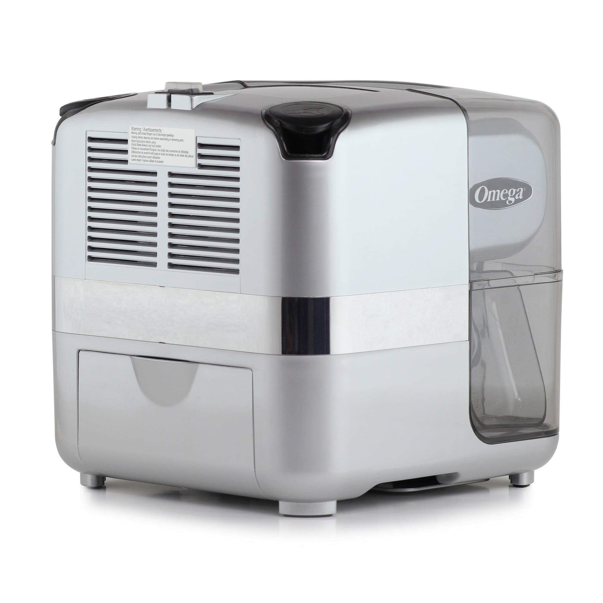 Omega Omega Cold Press 365 Masticating Slow Juicer with On-Board Storage