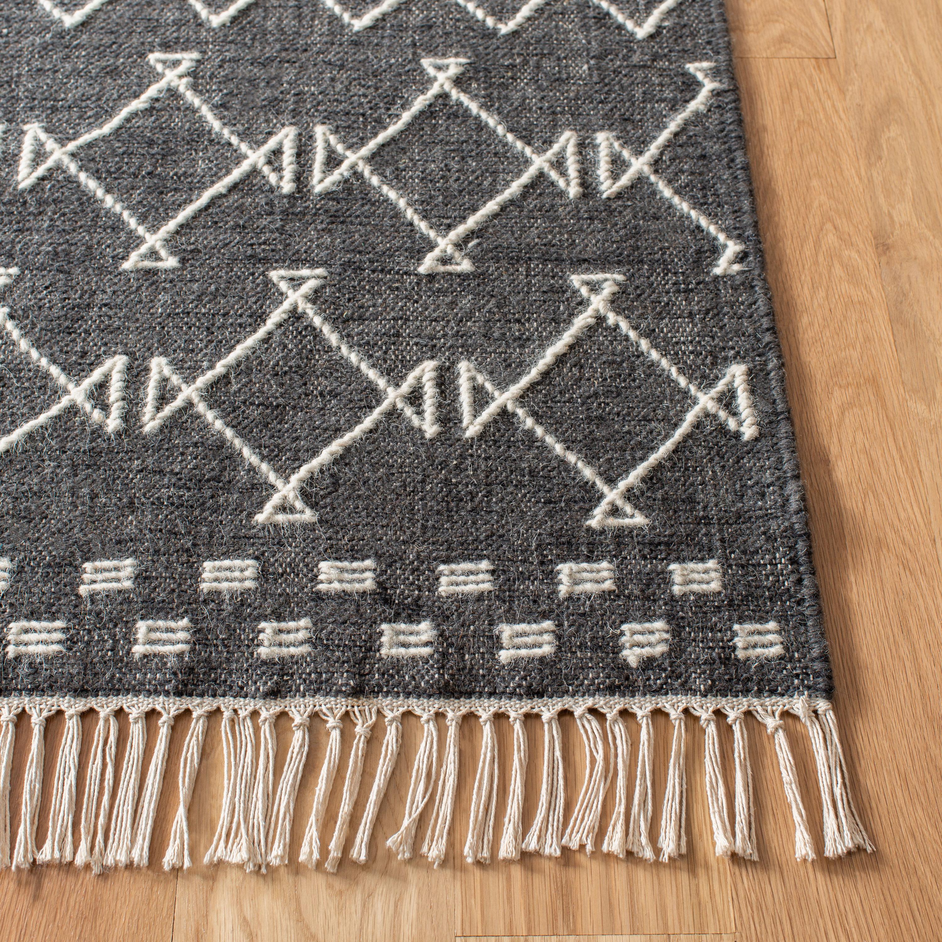 Kilim KLM522 Hand Loomed Wool Area Rug - Charcoal/Ivory- 4' X 6' - Safavieh.