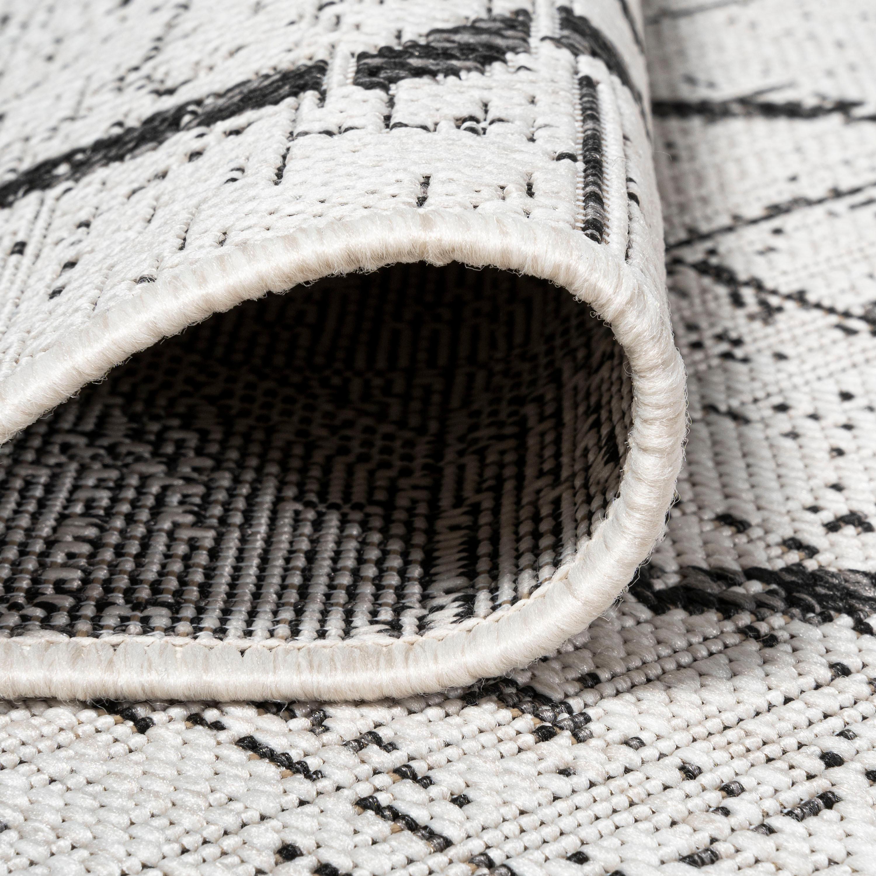 2'x10' Carwa  Diamond Trellis Indoor/Outdoor Runner Rug, Ivory/Black - JONATHAN Y