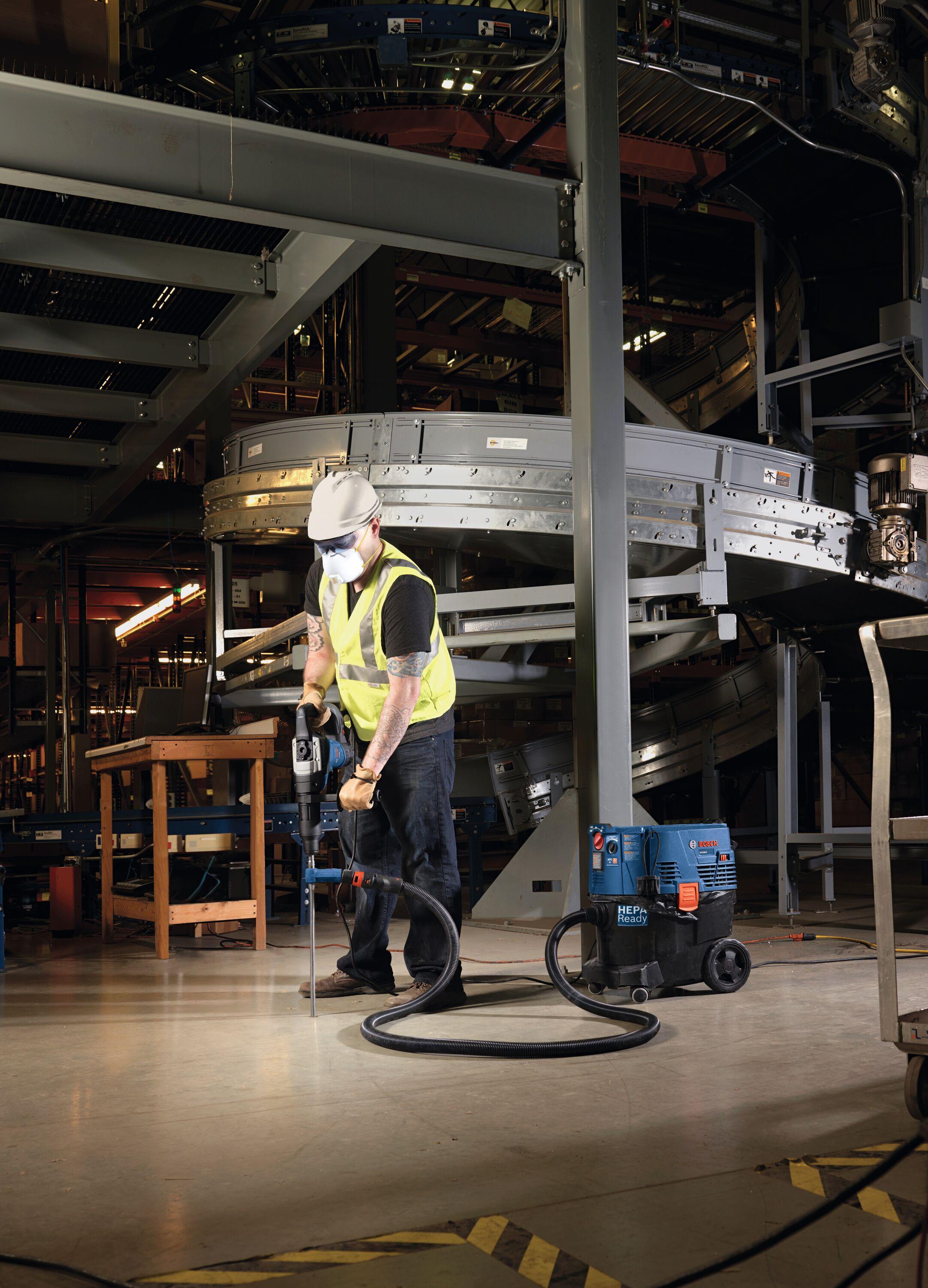 Bosch 9-gallon Wet/Dry Self-cleaning Dust Collector with HEPA Filter