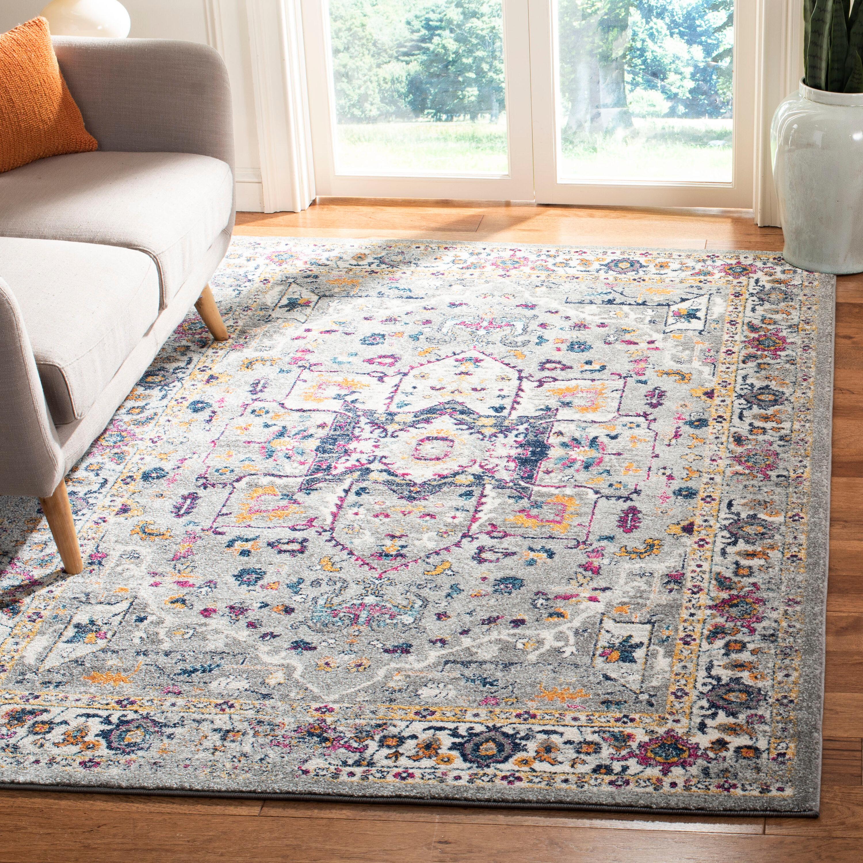 SAFAVIEH Evoke Westley Traditional Floral Area Rug, Grey, 4' x 6'