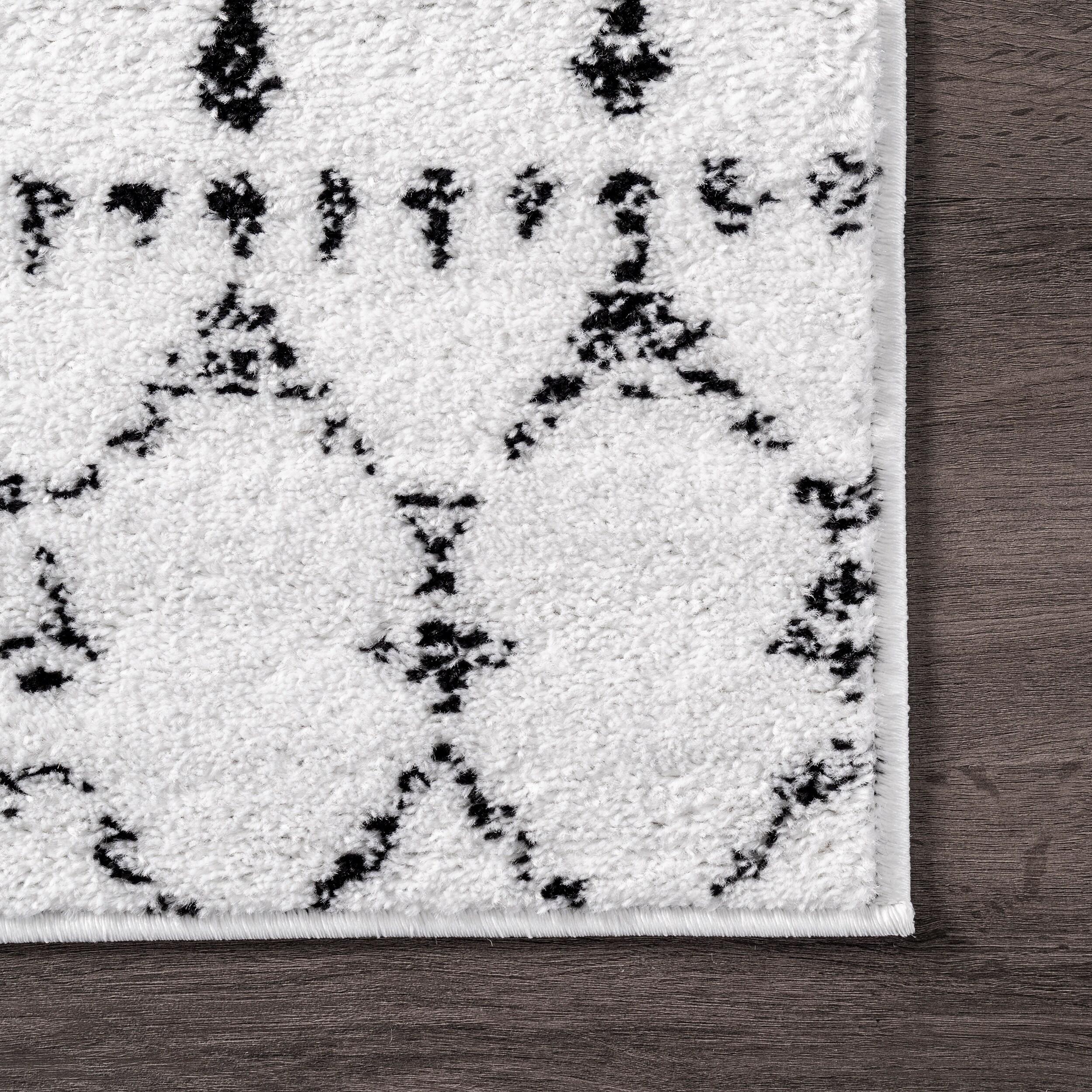 nuLOOM 6' 7" x 9' Moroccan Blythe Area Rug, White and Black, Faded Bohemian Design, Stain Resistant, For Bedroom, Dining Room, Living Room, Hallway, Office, Kitchen, Entryway