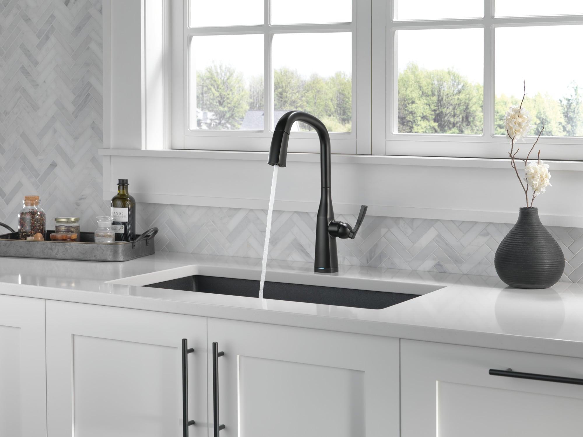 Stryke Pull Down Touchless Single Handle Kitchen Faucet with Delta VoiceIQ Technology and With Accessories