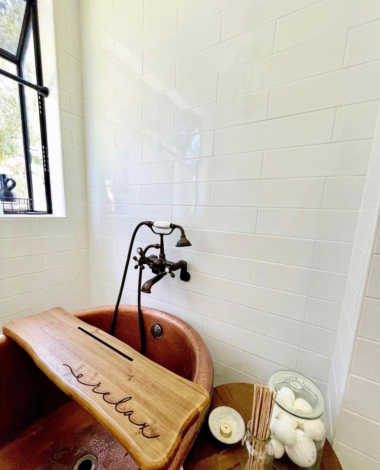 Heisenberg 5'6" Copper Freestanding Clawfoot Bathtub with No Overflow