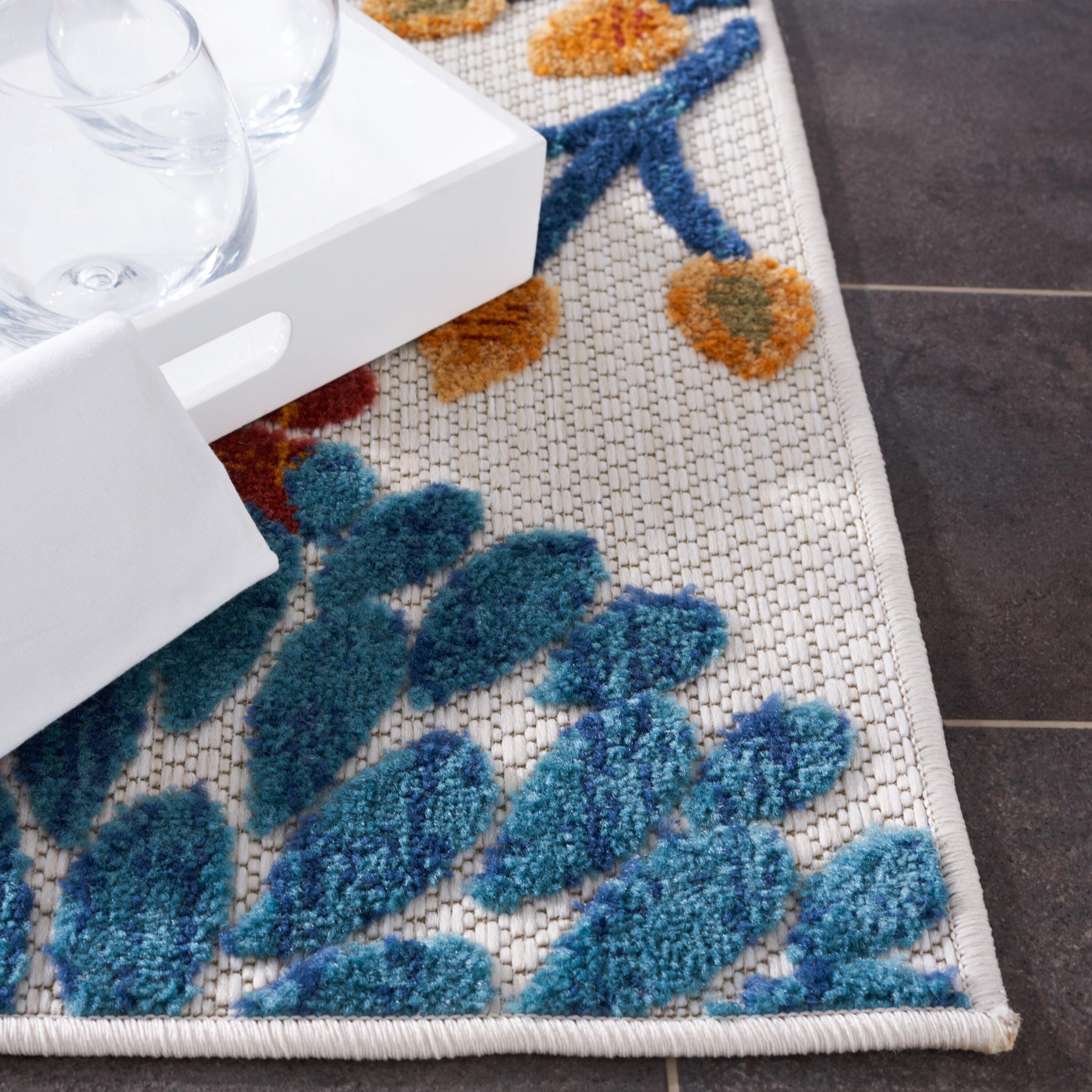 Cabana CBN832 Power Loomed Indoor/Outdoor Area Rug - Creme/Red - 5'3"x5'3" - Safavieh