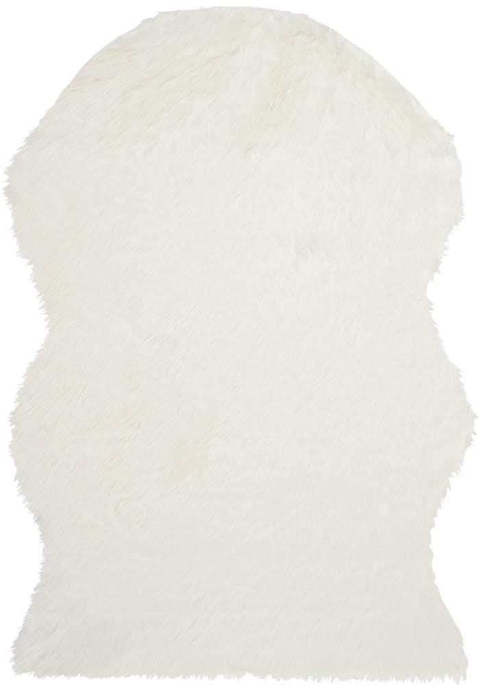 Faux Sheep Skin FSS115 Power Loomed Area Rug - Ivory - 5'x7' - Safavieh.