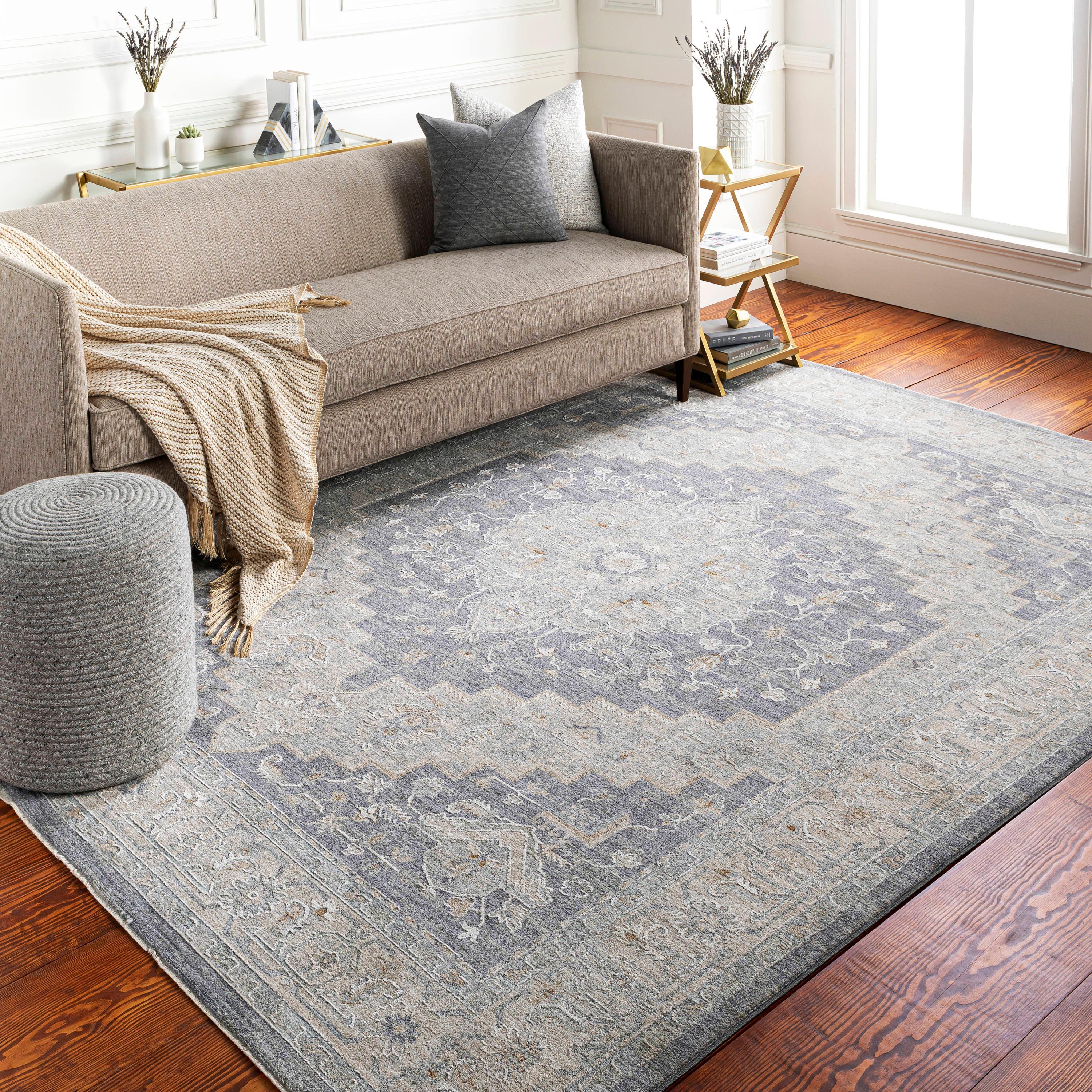 Avant Garde Gray Synthetic 6'7" x 9'6" Easy Care Area Rug