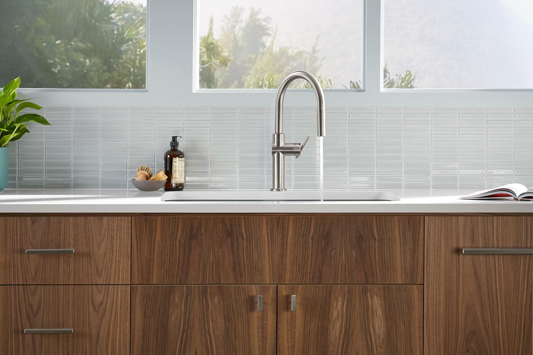 Crue Touchless Pull-Down Kitchen Sink Faucet with Three-Function Sprayhead