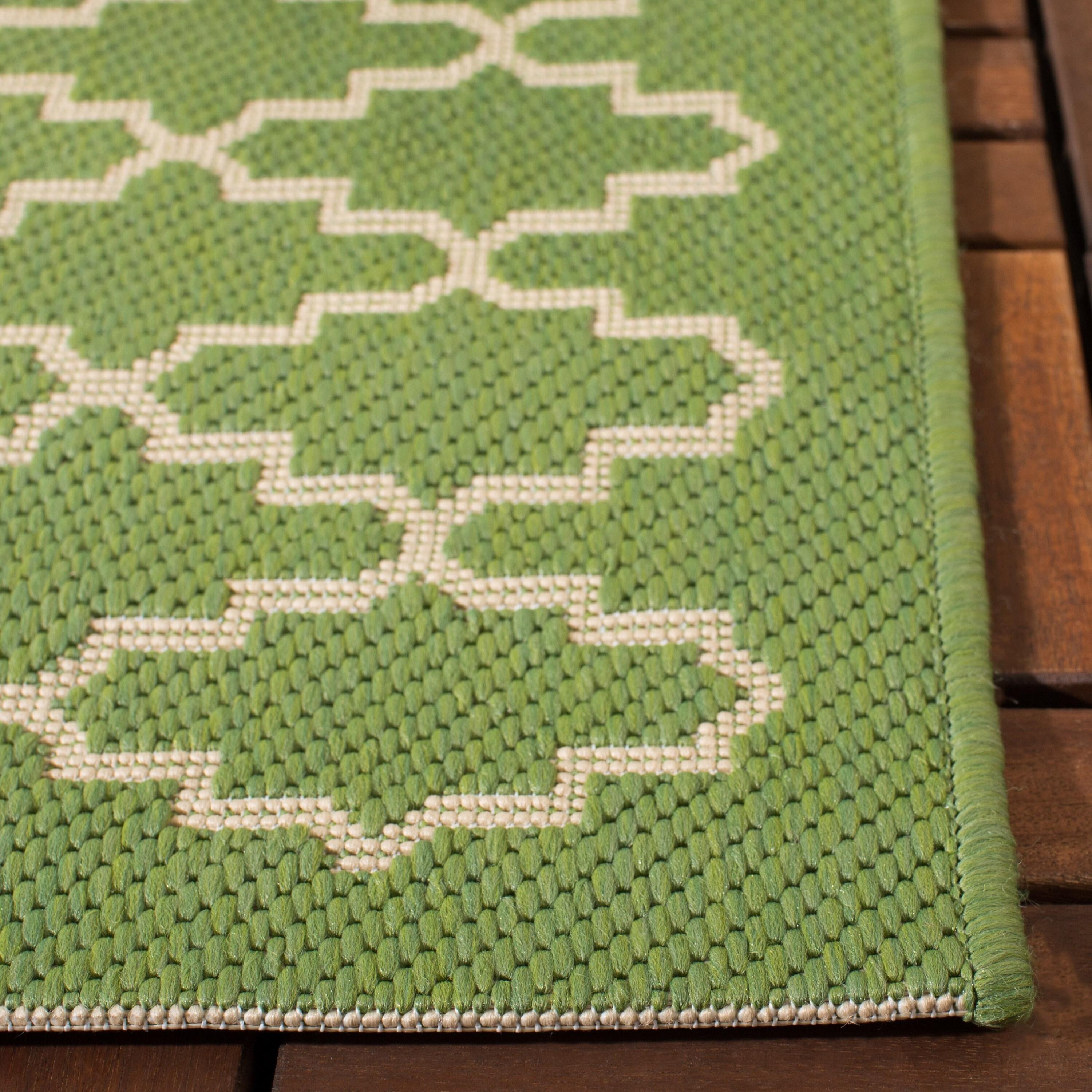SAFAVIEH Courtyard Hilbert Trellis Indoor/Outdoor Runner Rug, 2'3" x 6'7", Green/Beige