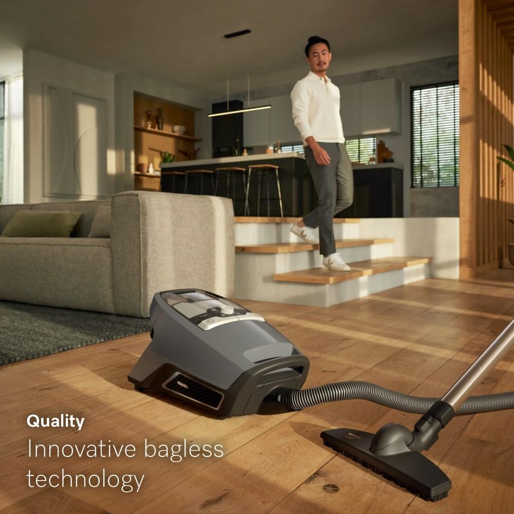 Blizzard CX1 Canister Vacuum